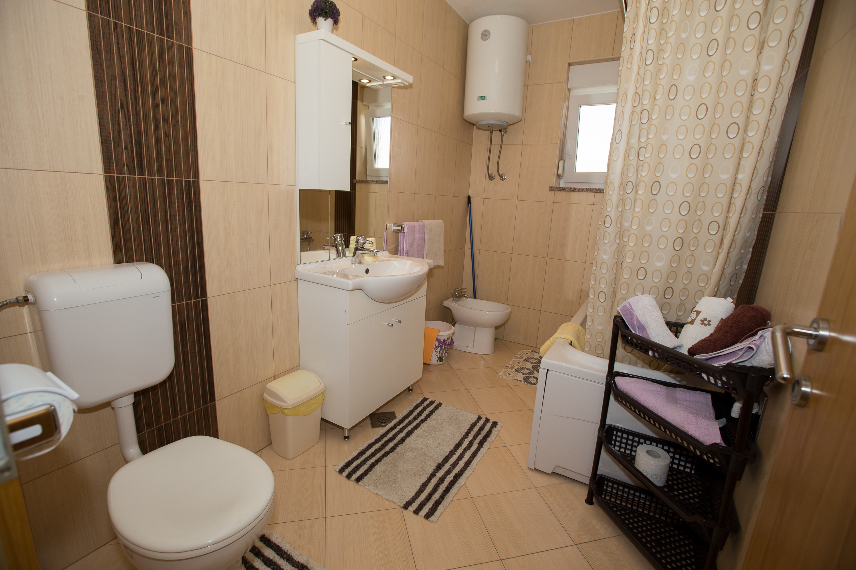 Top Rab Lopar Top Rab Lopar