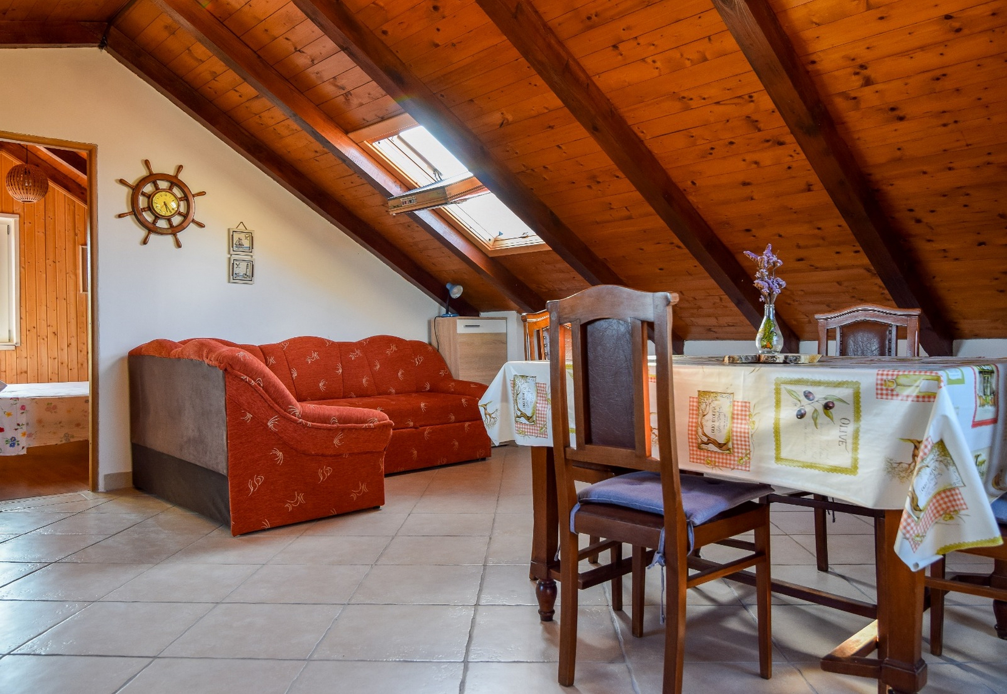 One bedroom apartment with terrace and sea view Mali Iž, Iž  A-a