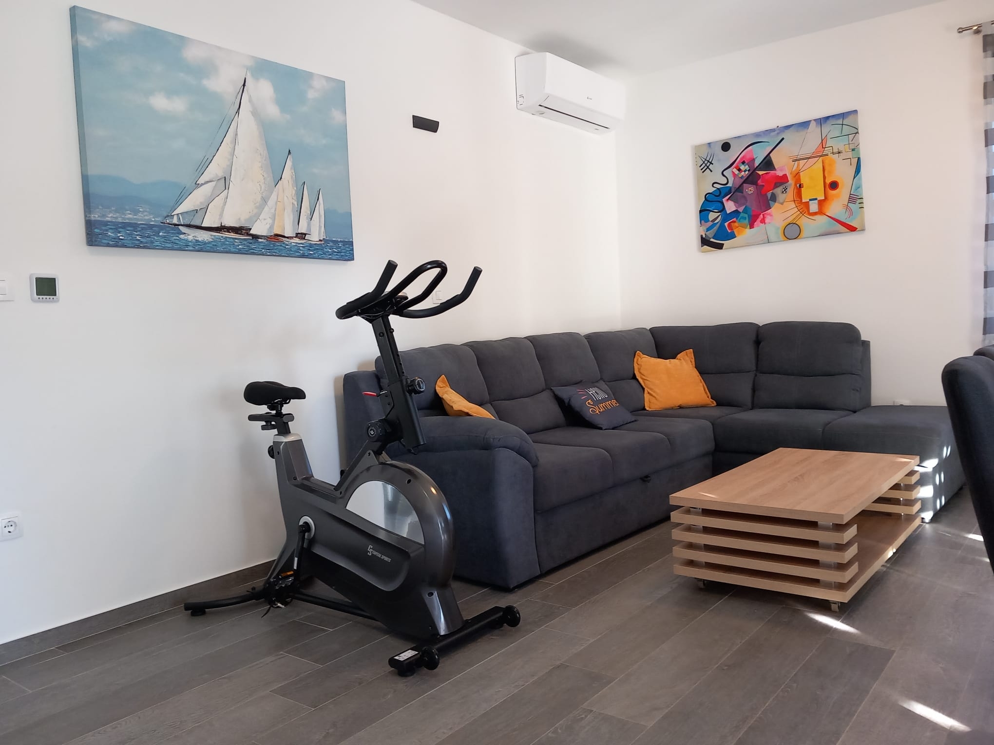Two bedroom house with terrace and sea view Privlaka, Zadar  K