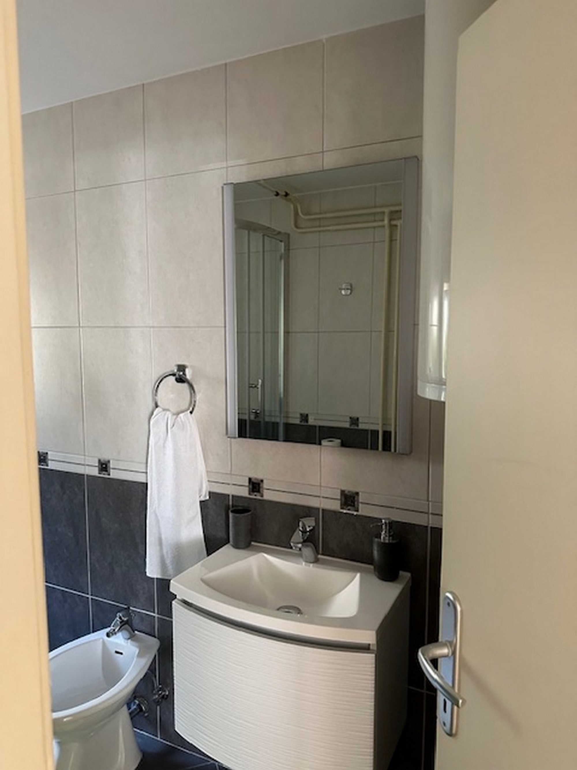 Three bedroom apartment with terrace Crikvenica  A-a