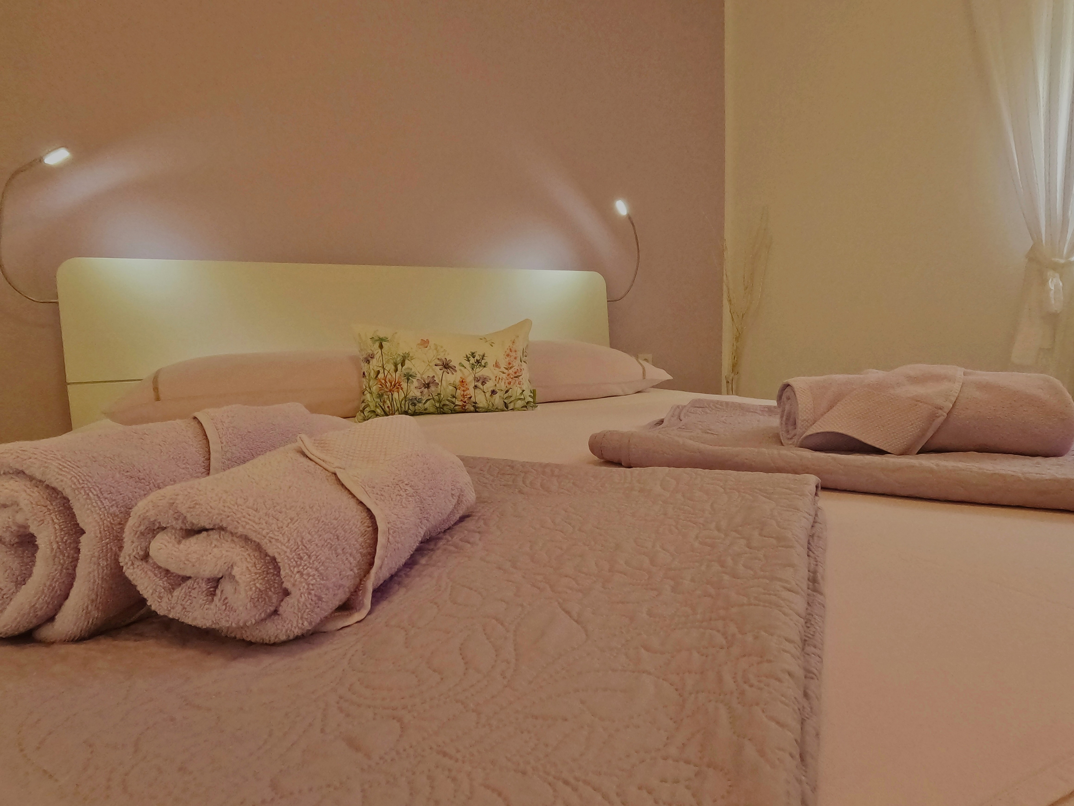 Three bedroom apartment with terrace Crikvenica  A-a