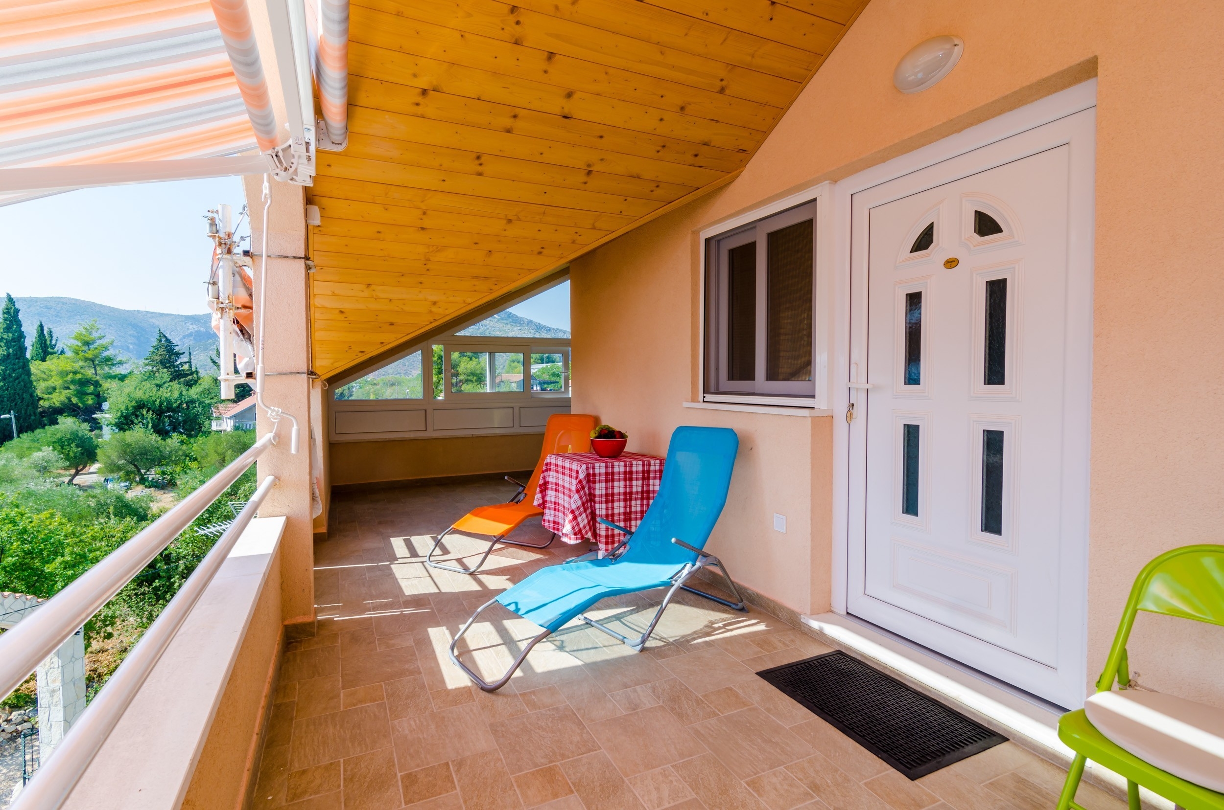 Two bedroom apartment with terrace and sea view Banići, Dubrovnik  A-b