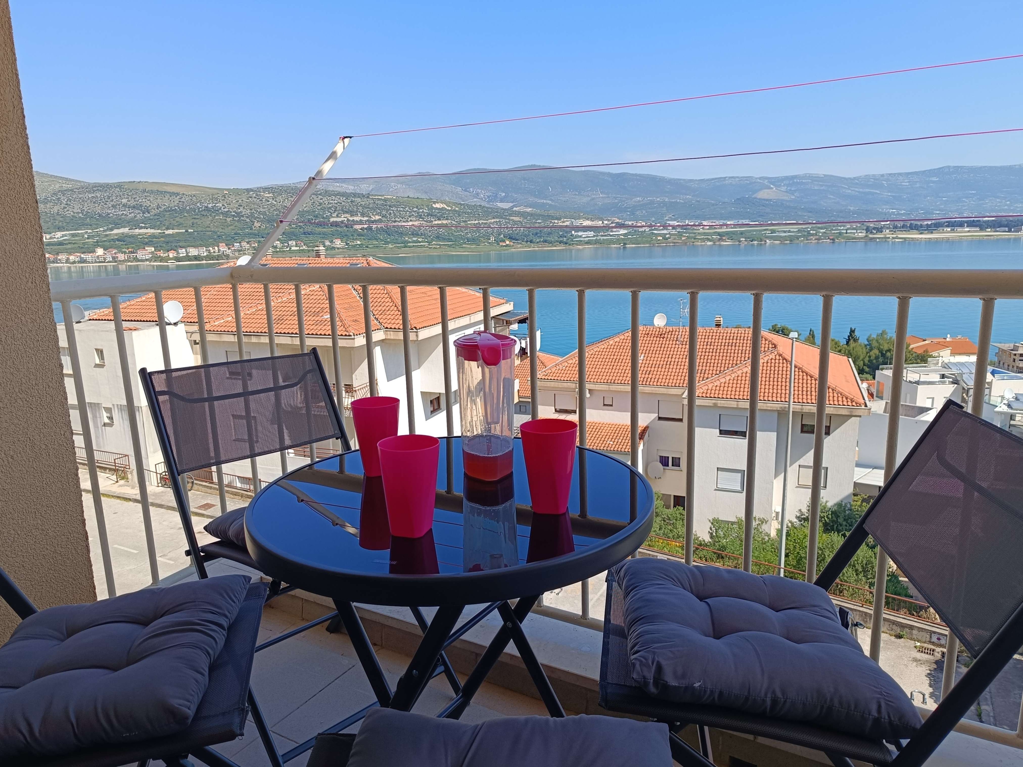 One bedroom apartment with balcony and sea view Mastrinka, Čiovo  A-a