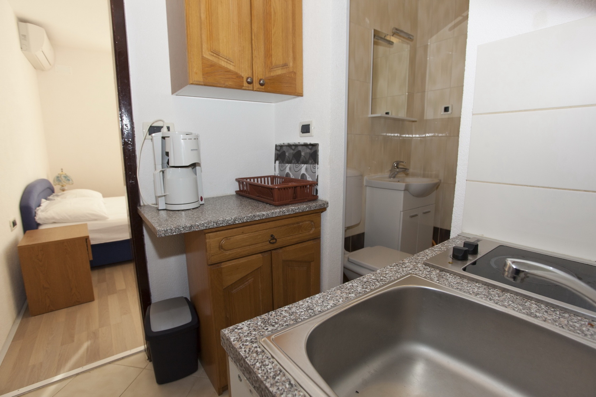 One bedroom apartment with balcony Promajna, Makarska  A-a