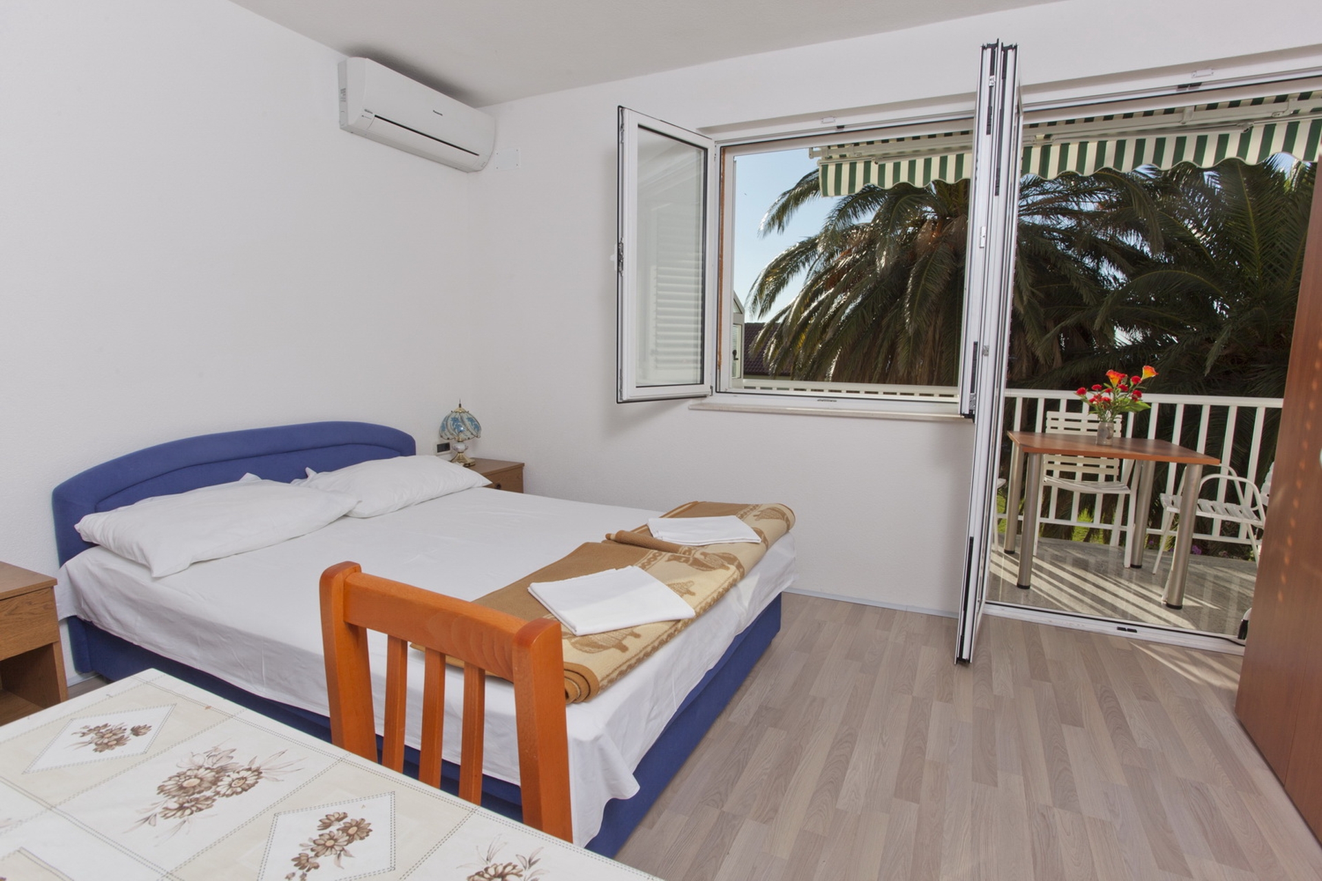 Jednosobni apartman s balkonom Promajna, Makarska  A-c