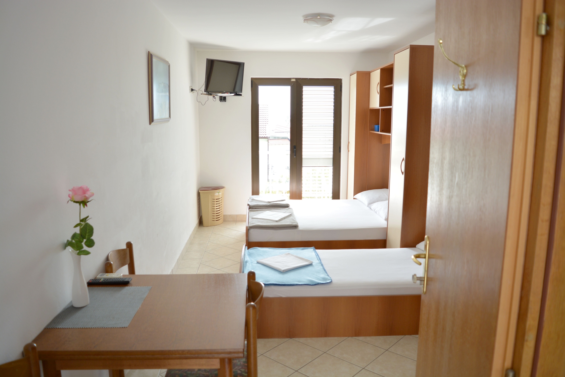 Studio flat with balcony and sea view Promajna, Makarska  AS-d