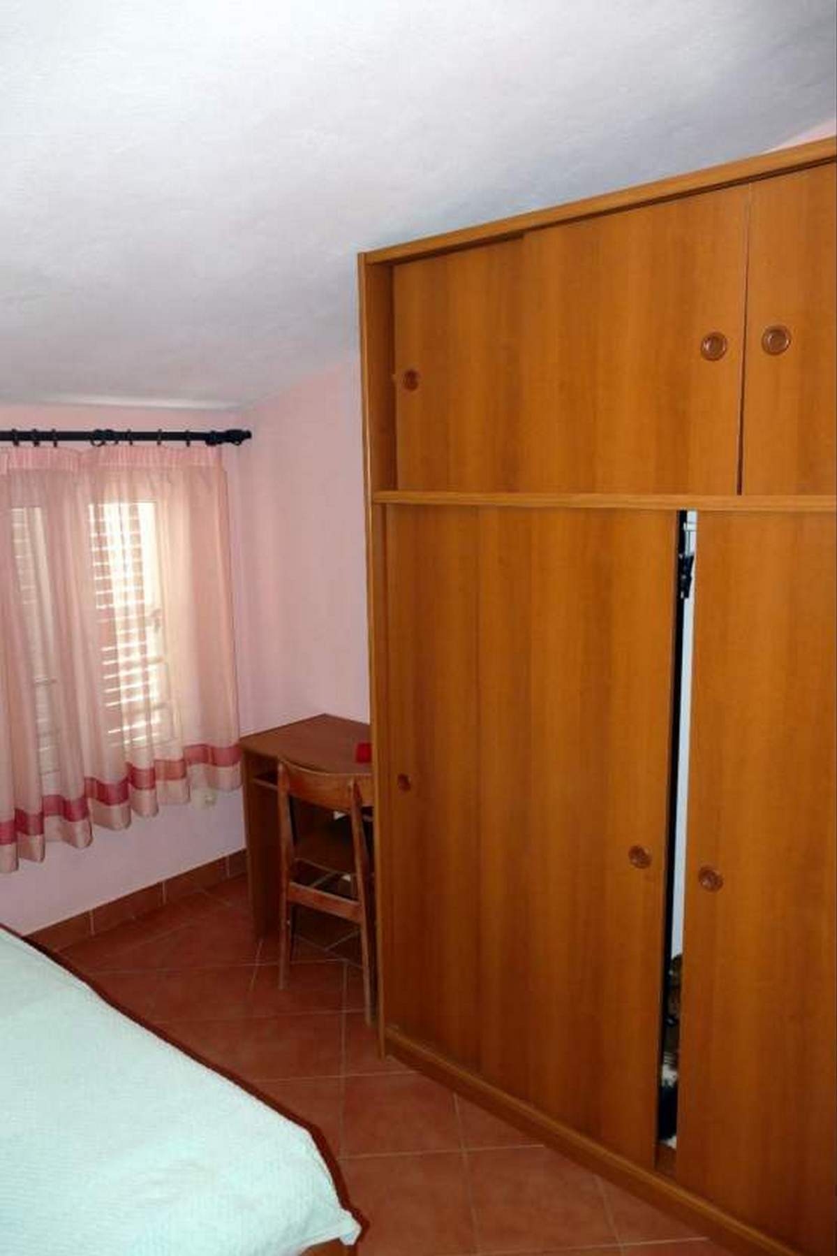 Top Rab Barbat Top Rab Barbat