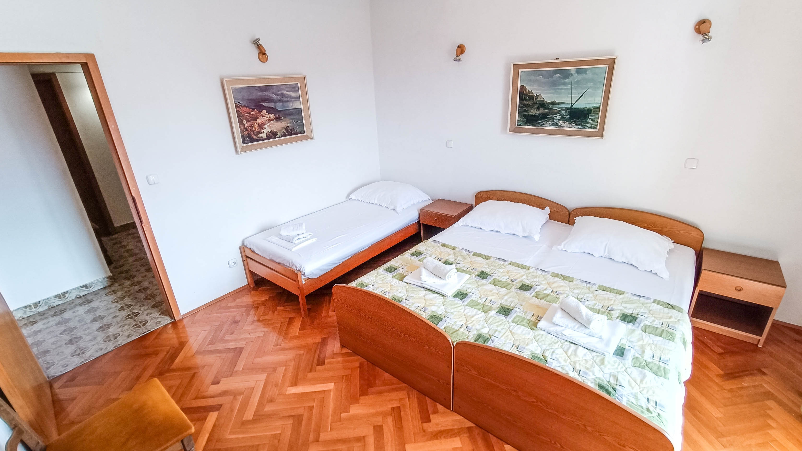 One bedroom apartment near beach Promajna, Makarska  A-b