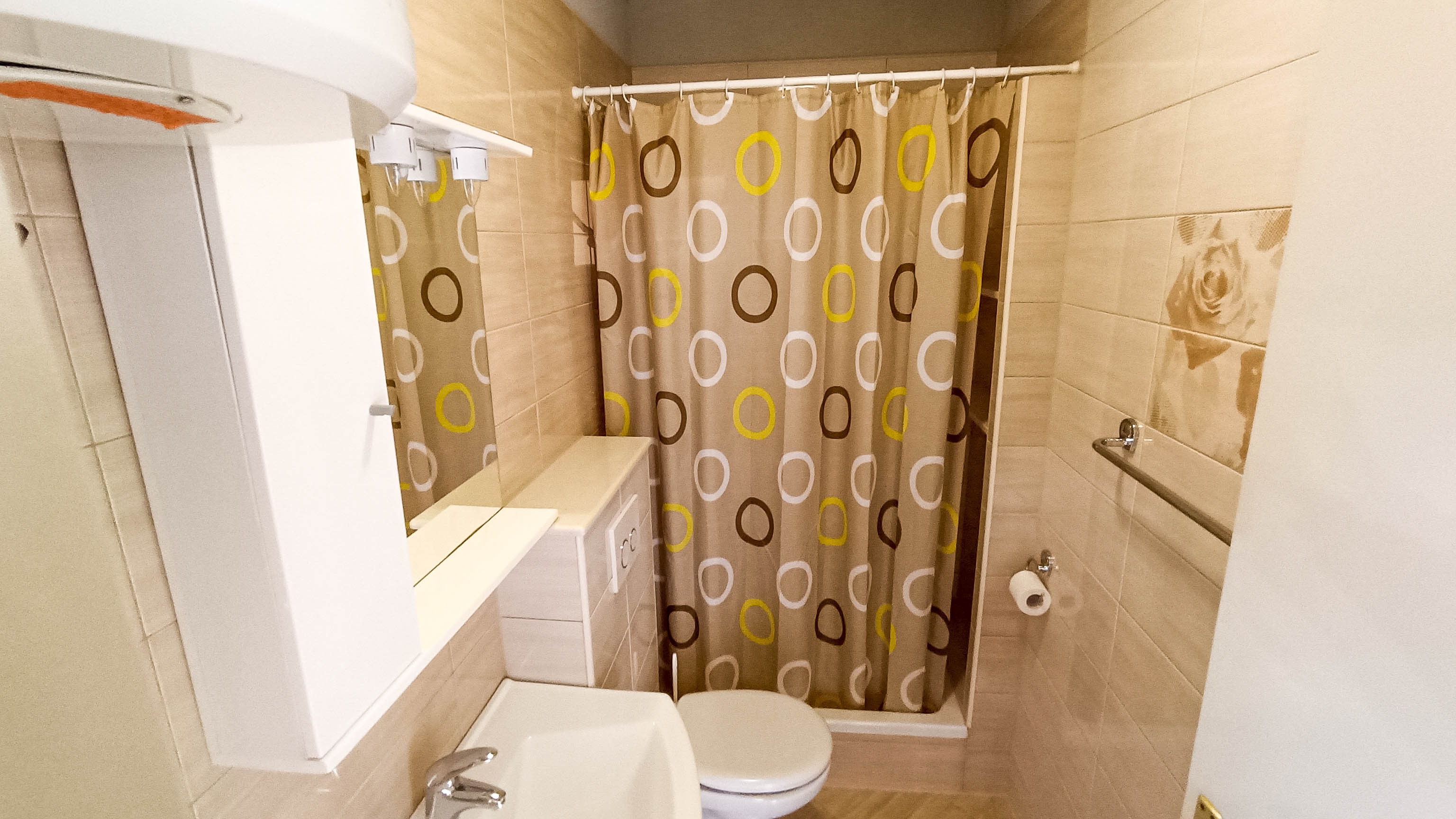 Four bedroom apartment near beach Promajna, Makarska  A-c