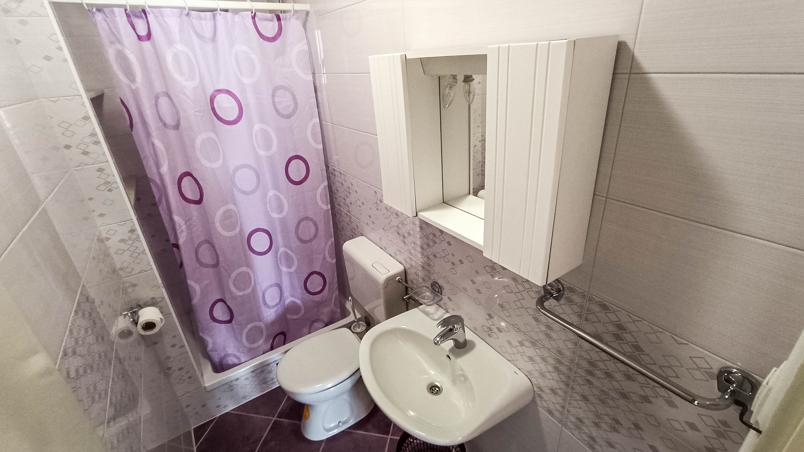 Four bedroom apartment near beach Promajna, Makarska  A-c