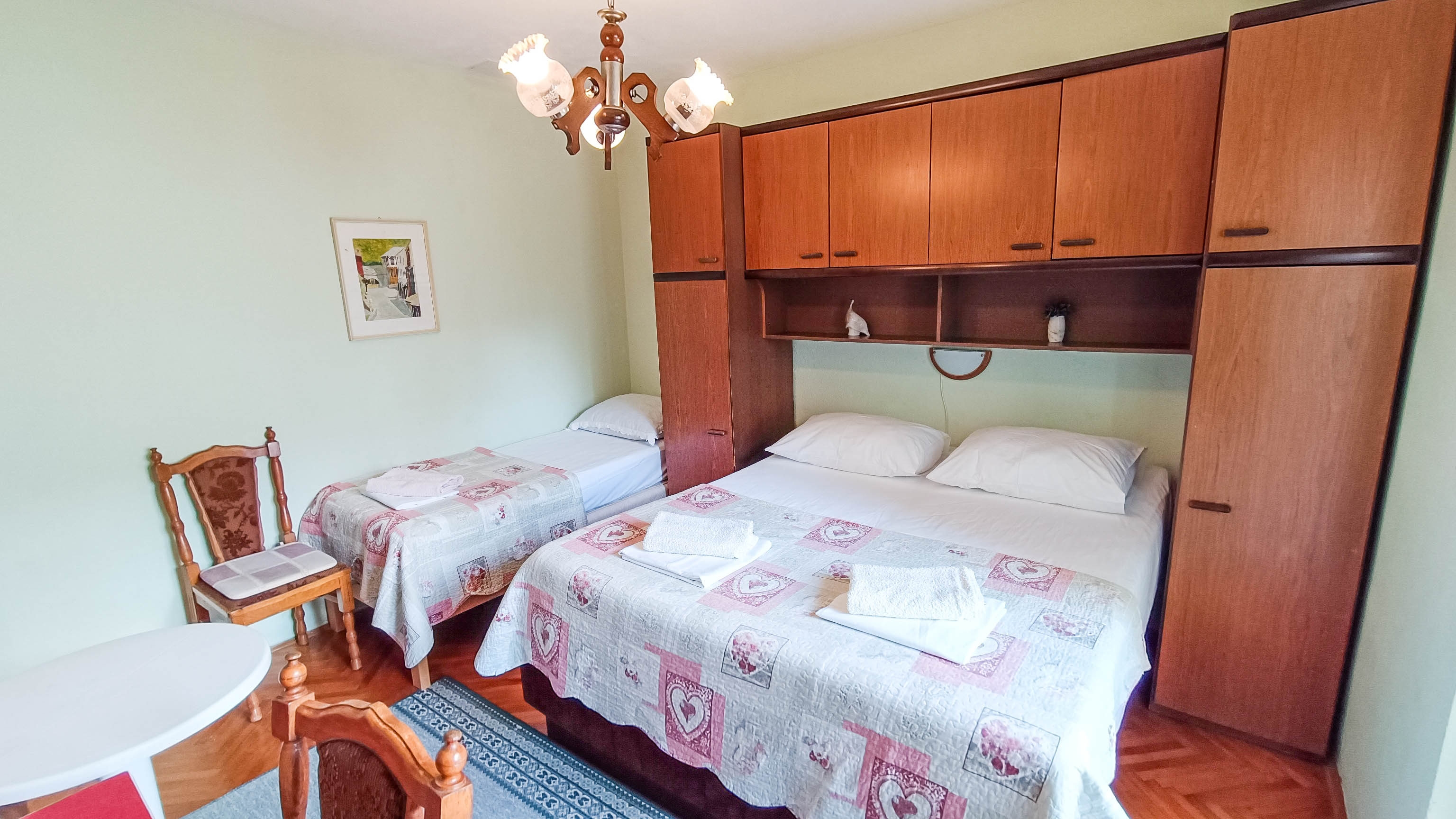 Four bedroom apartment near beach Promajna, Makarska  A-c