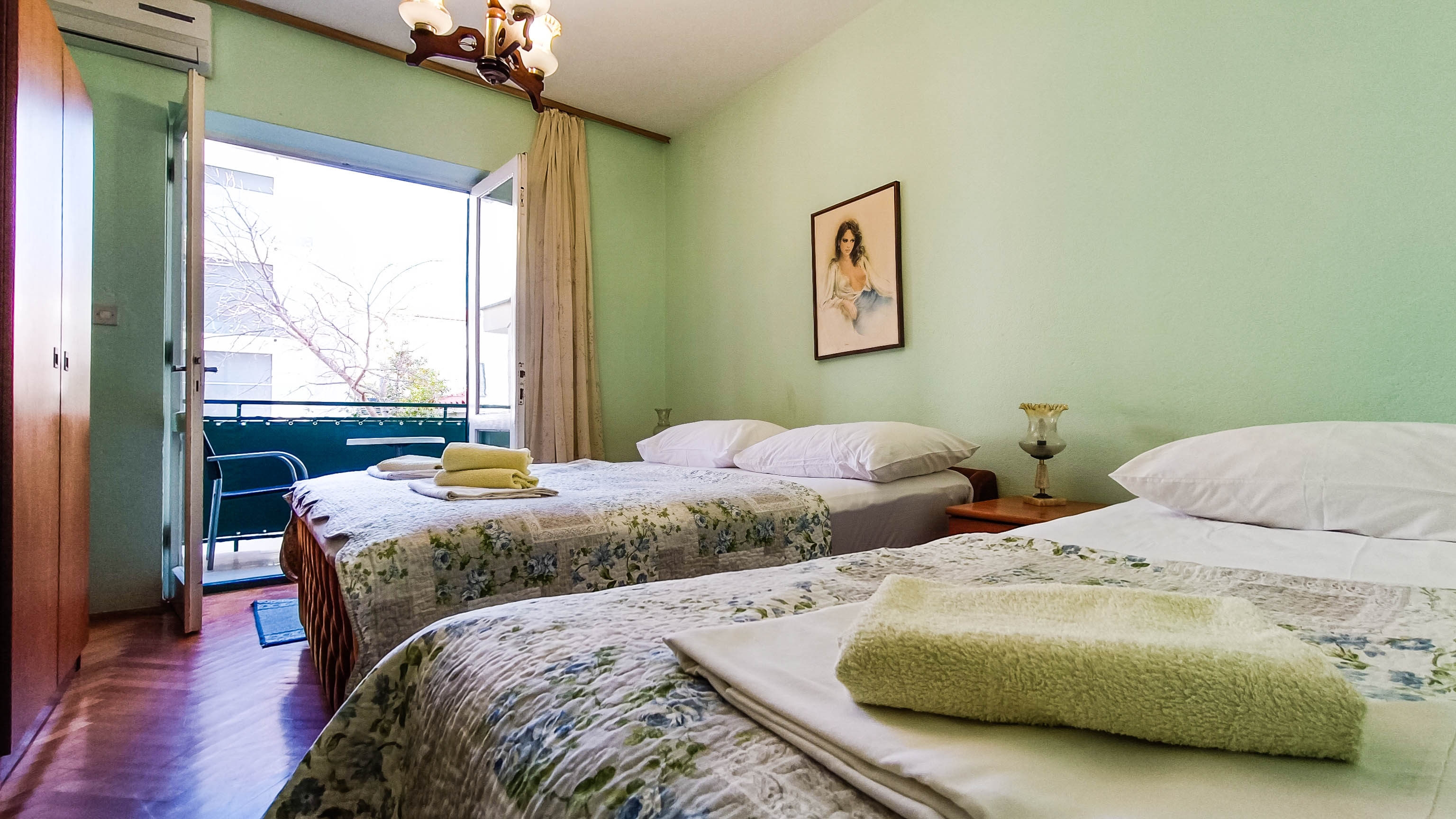 Four bedroom apartment near beach Promajna, Makarska  A-c