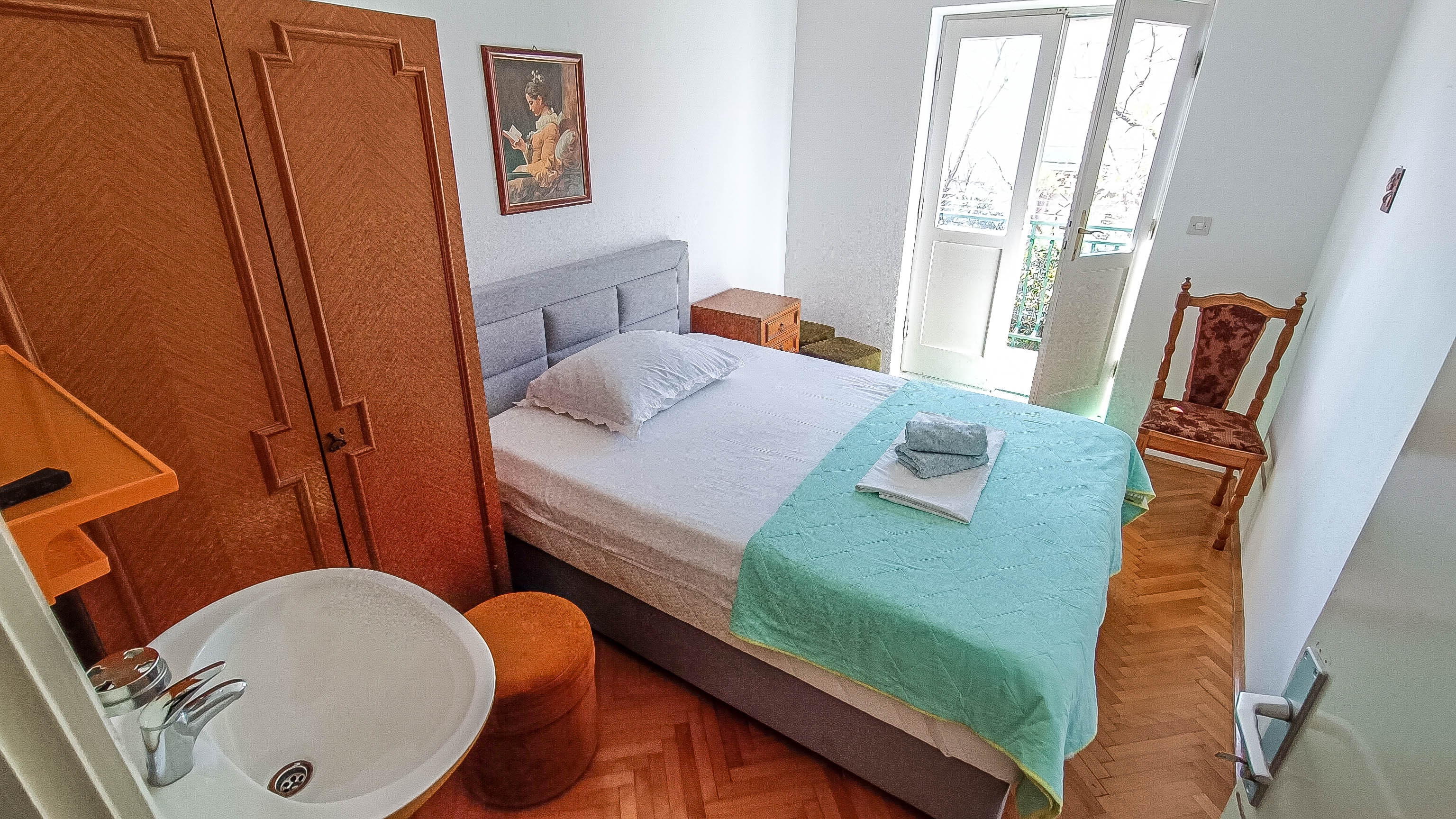 Four bedroom apartment near beach Promajna, Makarska  A-c