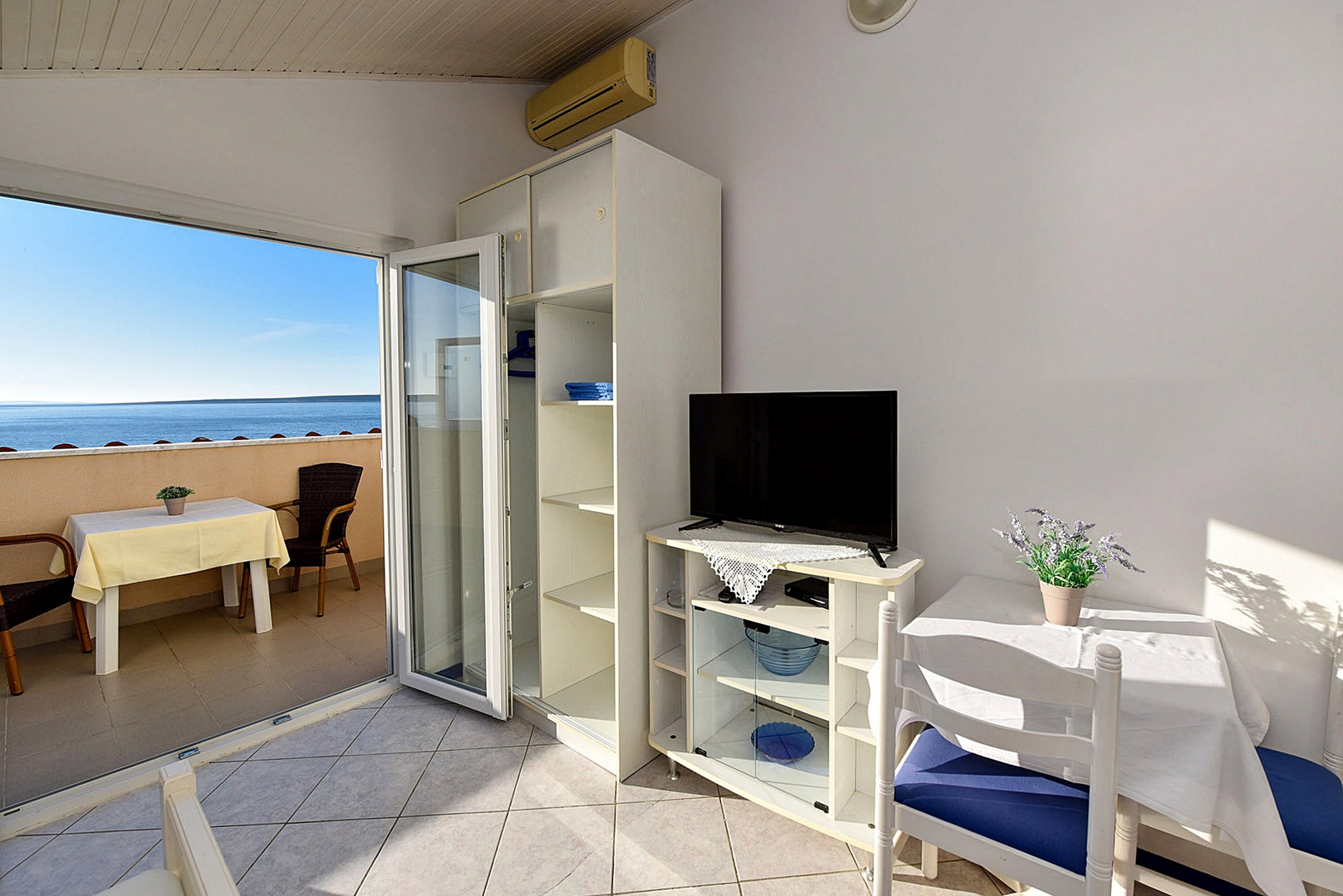 Studio flat with balcony and sea view Mandre, Pag (AS-23187-e)