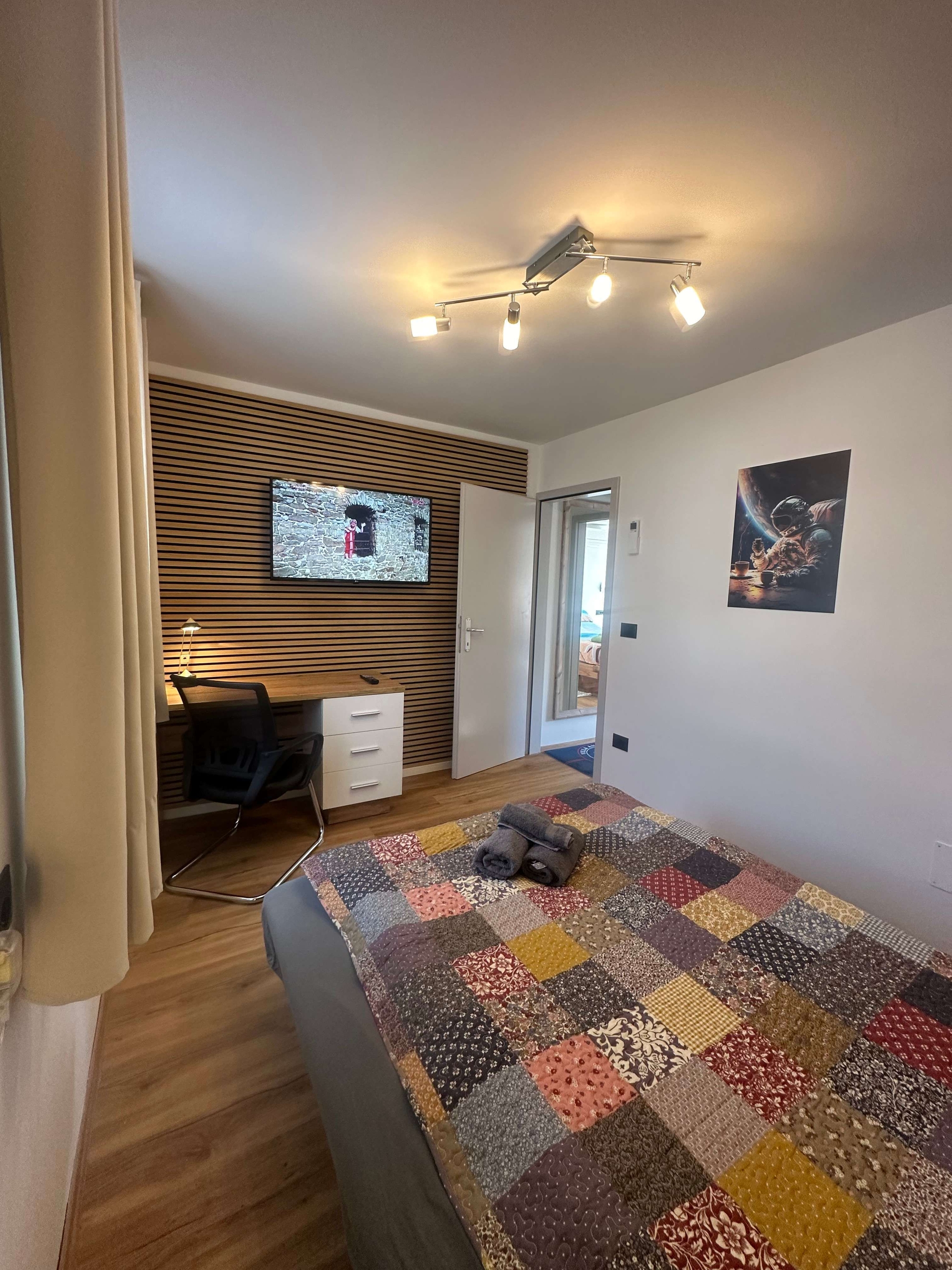 Two bedroom apartment with terrace Rovinj  A-a