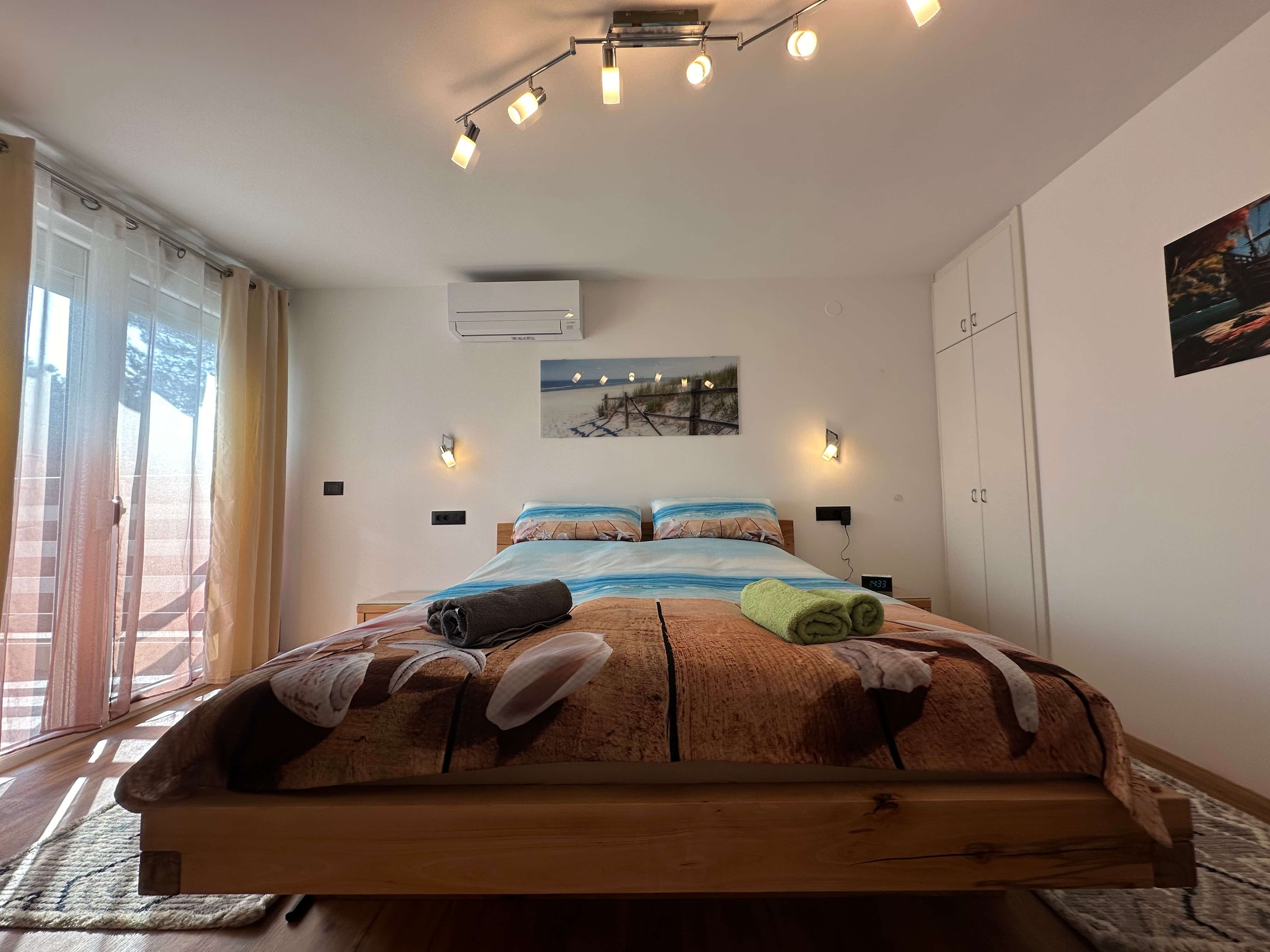 Two bedroom apartment with terrace Rovinj  A-a