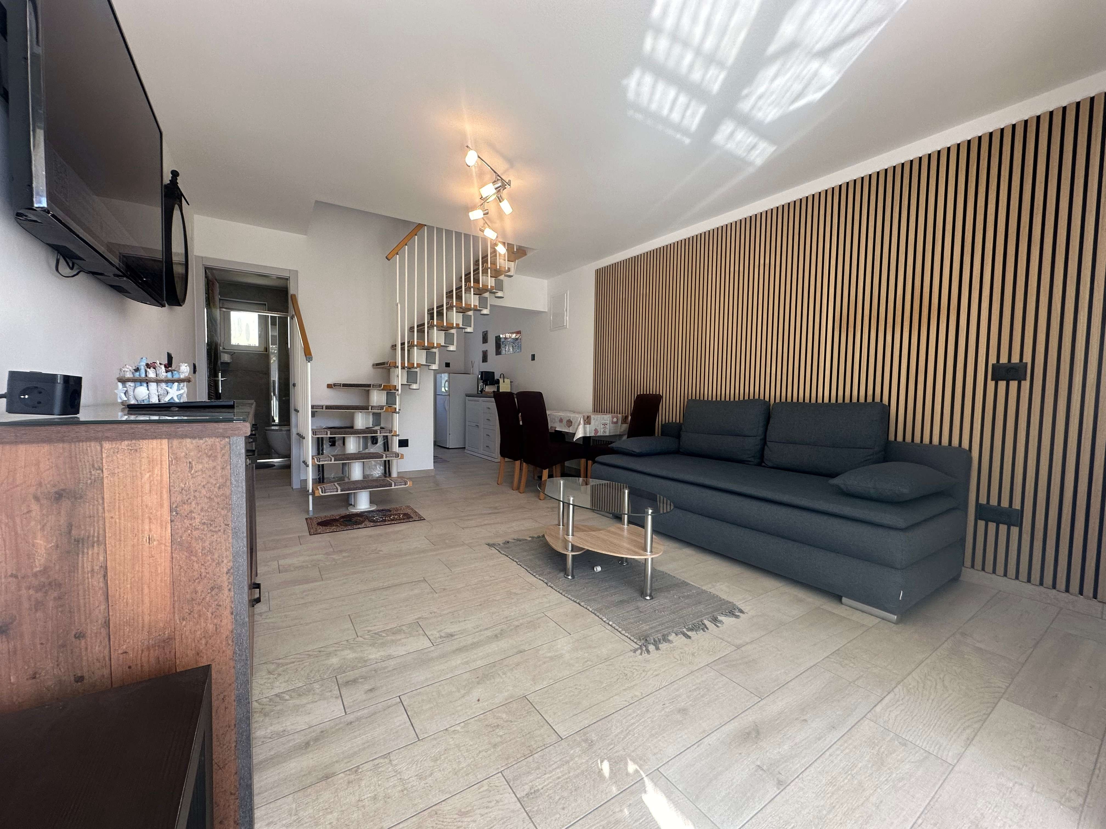 Two bedroom apartment with terrace Rovinj  A-a