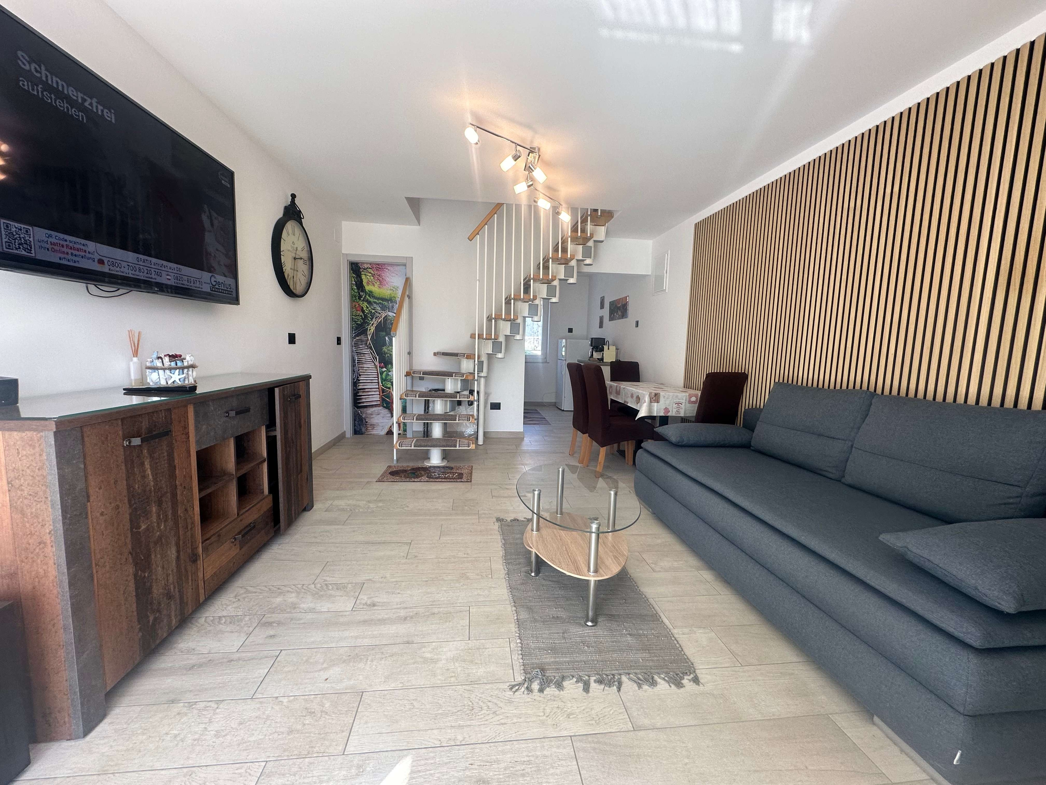 Two bedroom apartment with terrace Rovinj  A-a