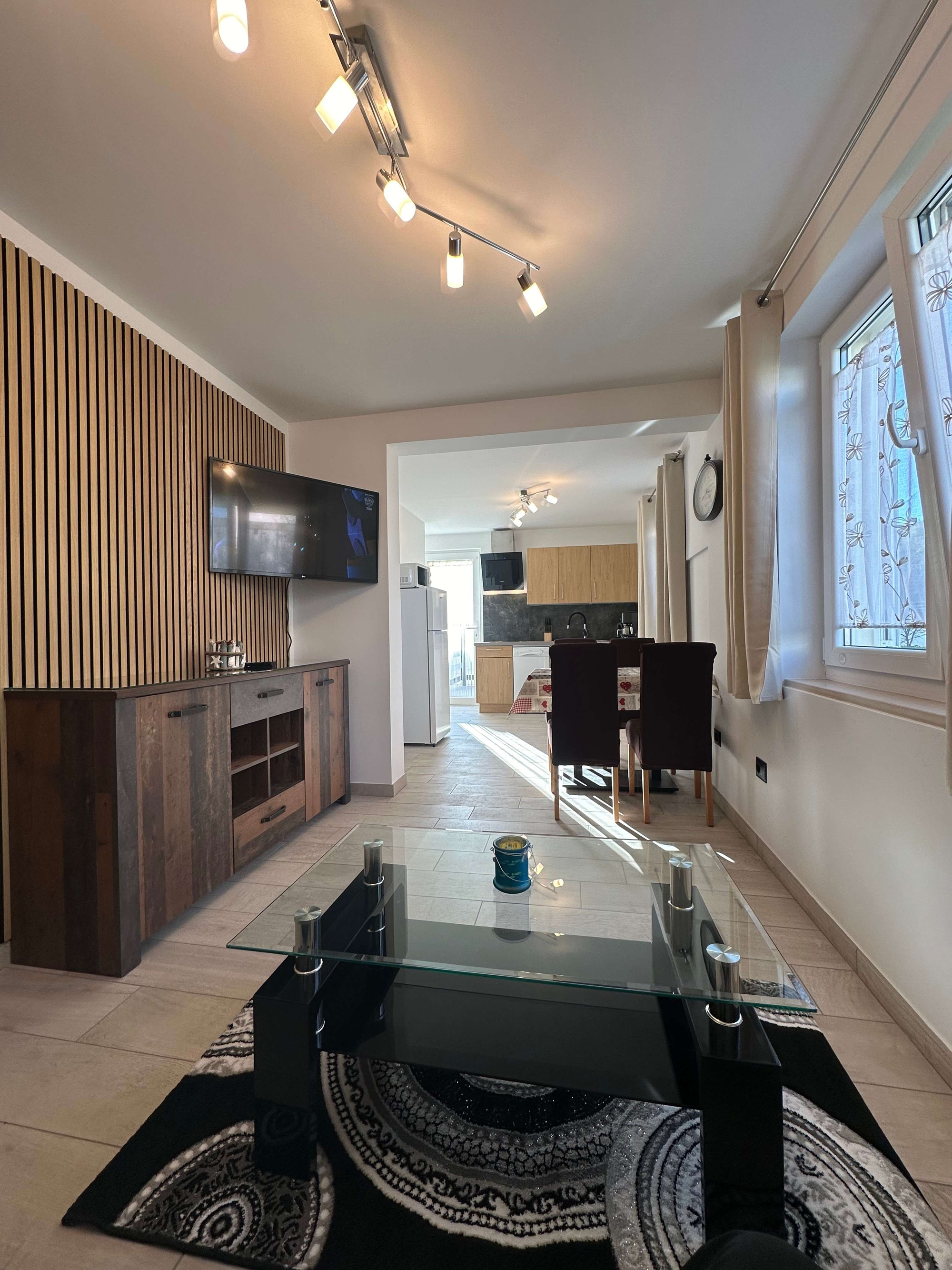 One bedroom apartment with terrace Rovinj  A-d
