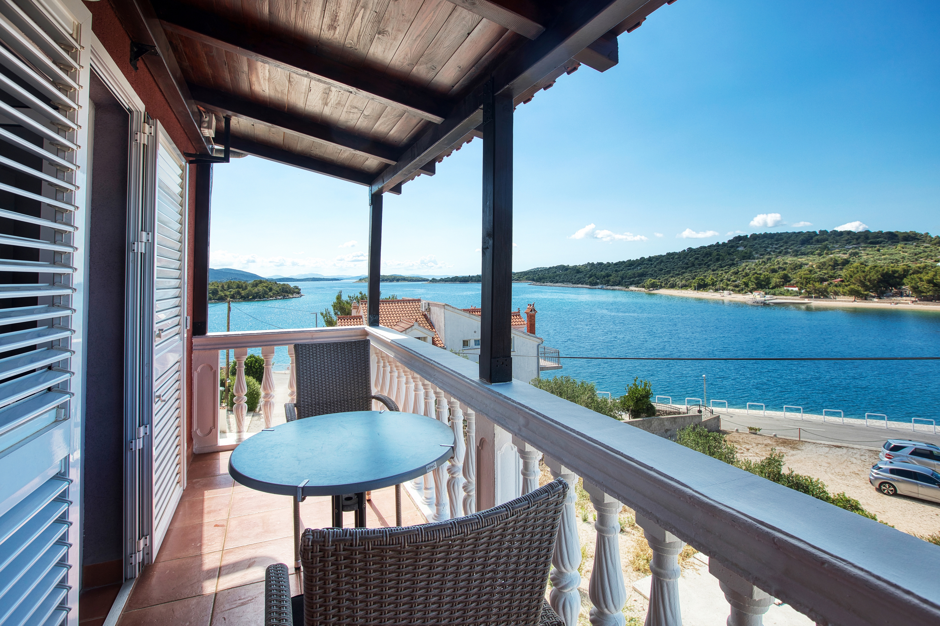 One bedroom apartment near beach Jezera, Murter  A-a