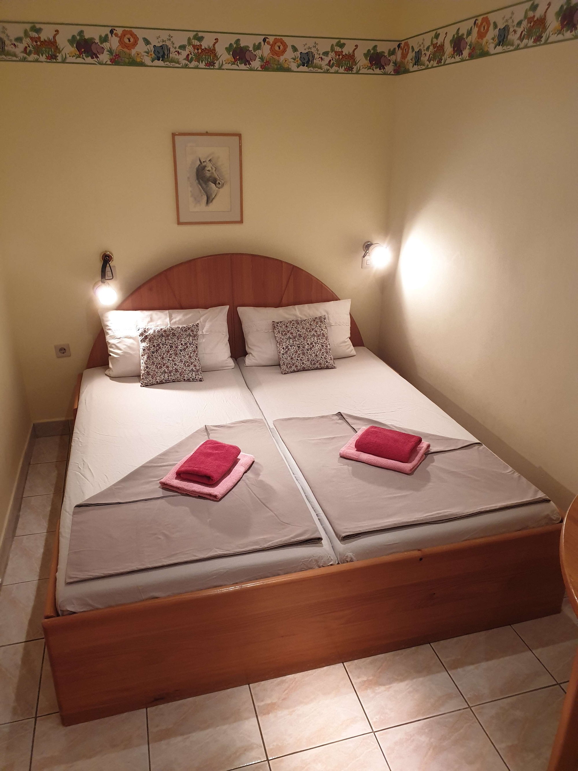 Two bedroom apartment with terrace and sea view Selce, Crikvenica  A-a
