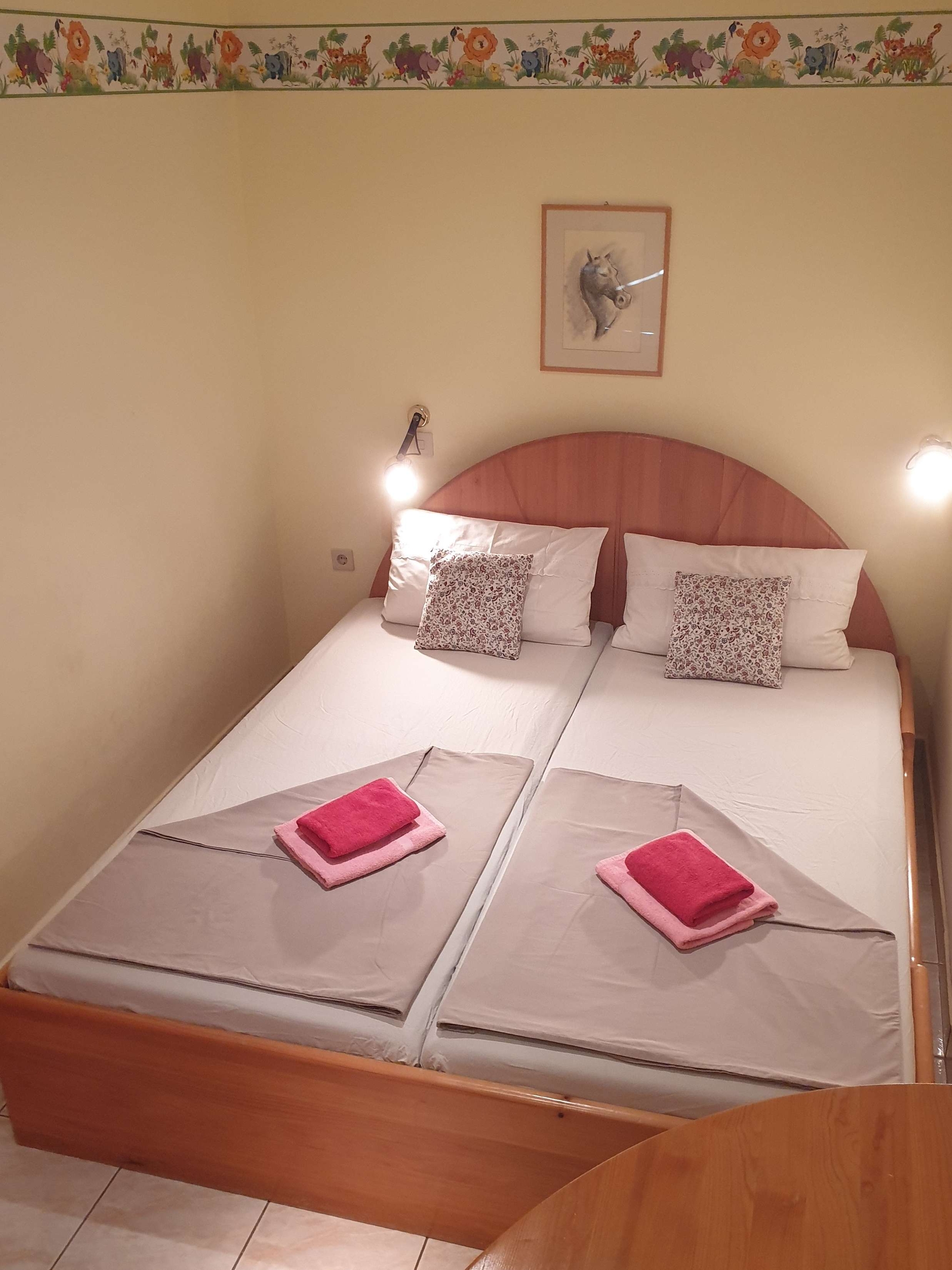 Two bedroom apartment with terrace and sea view Selce, Crikvenica  A-a