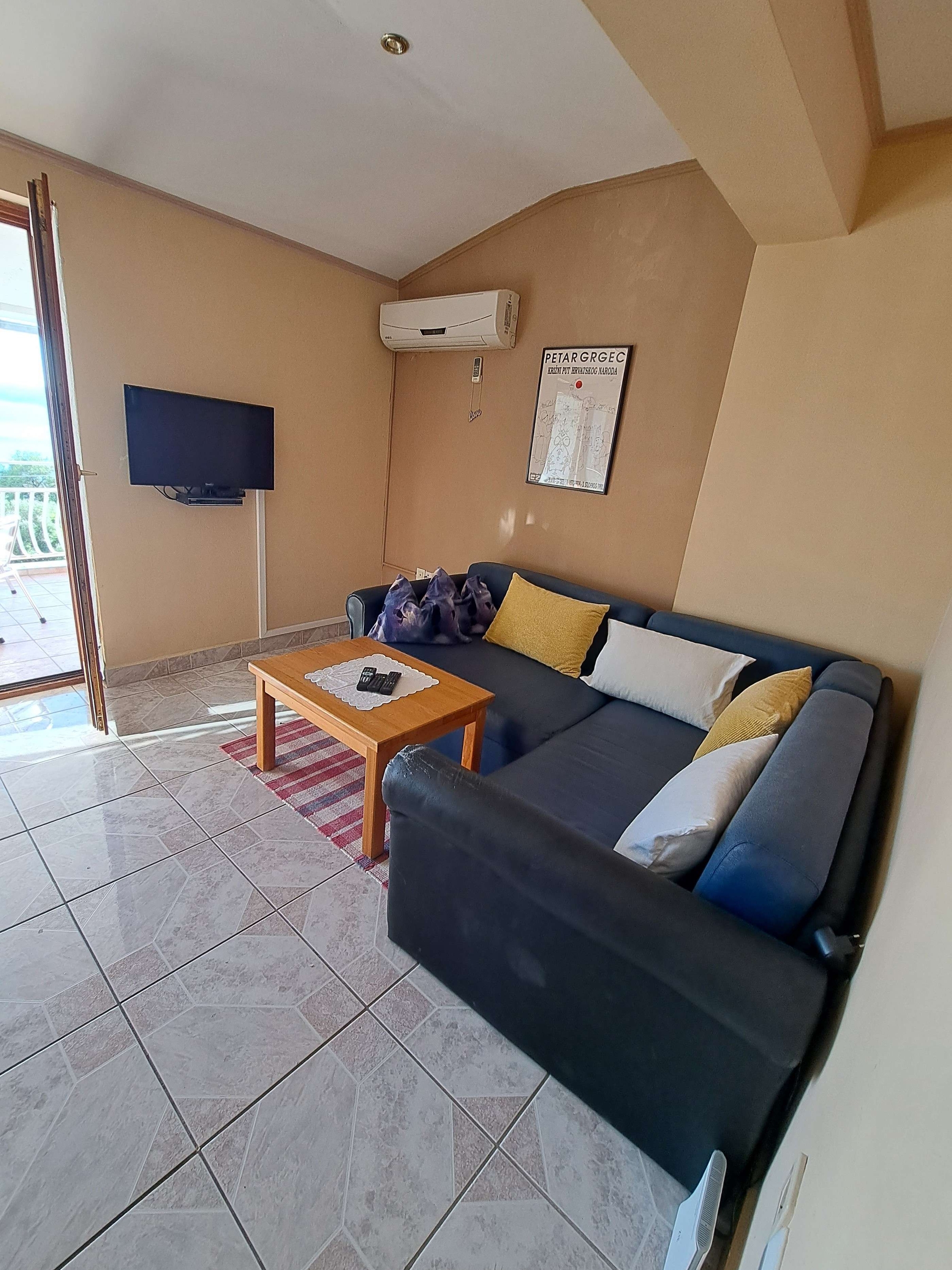 Two bedroom apartment with terrace and sea view Selce (Crikvenica) (A-23193-a) Two bedroom apartment with terrace and sea view Selce (Crikvenica) (A-23193-a)