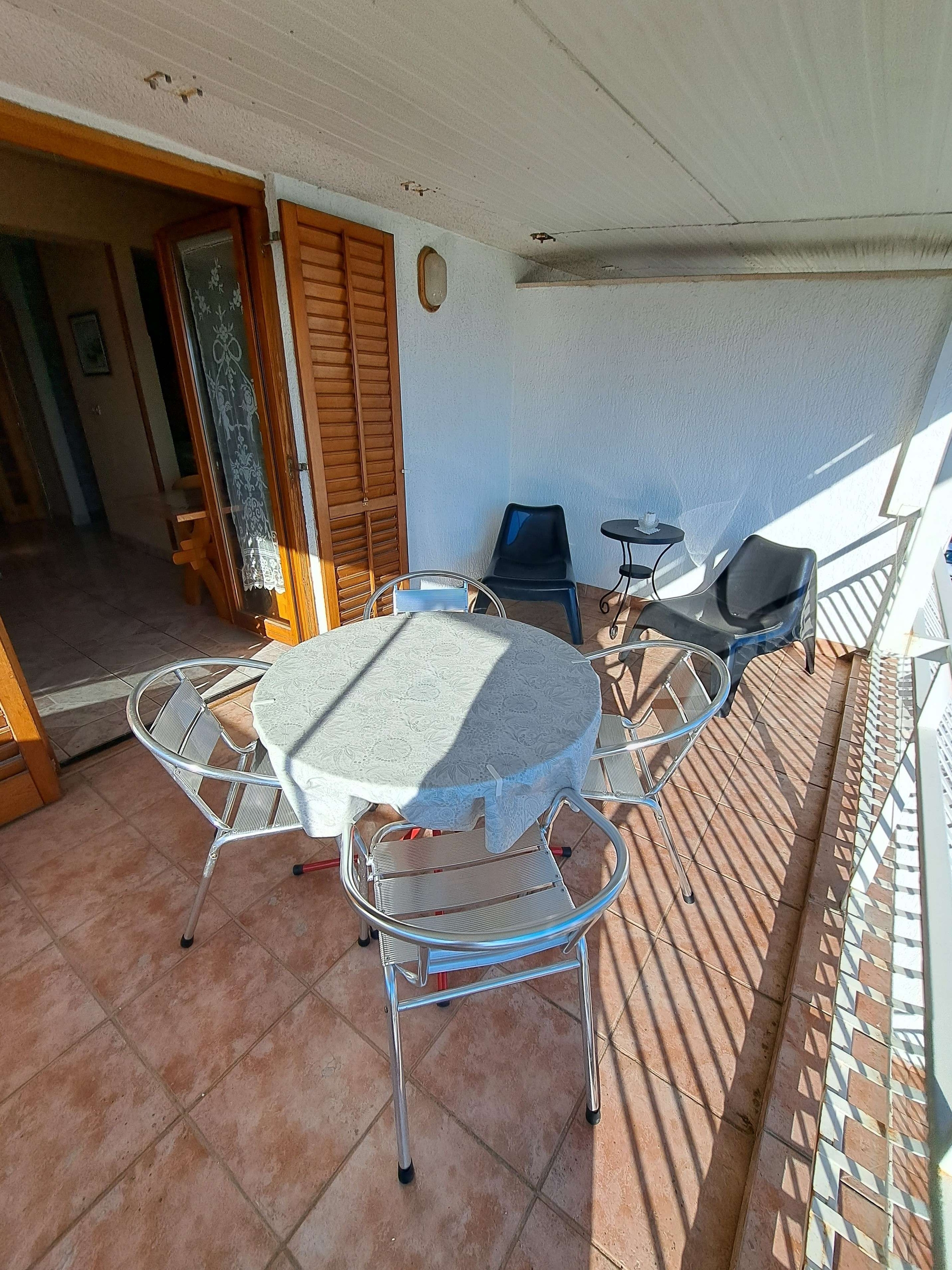 Two bedroom apartment with terrace and sea view Selce, Crikvenica  A-a