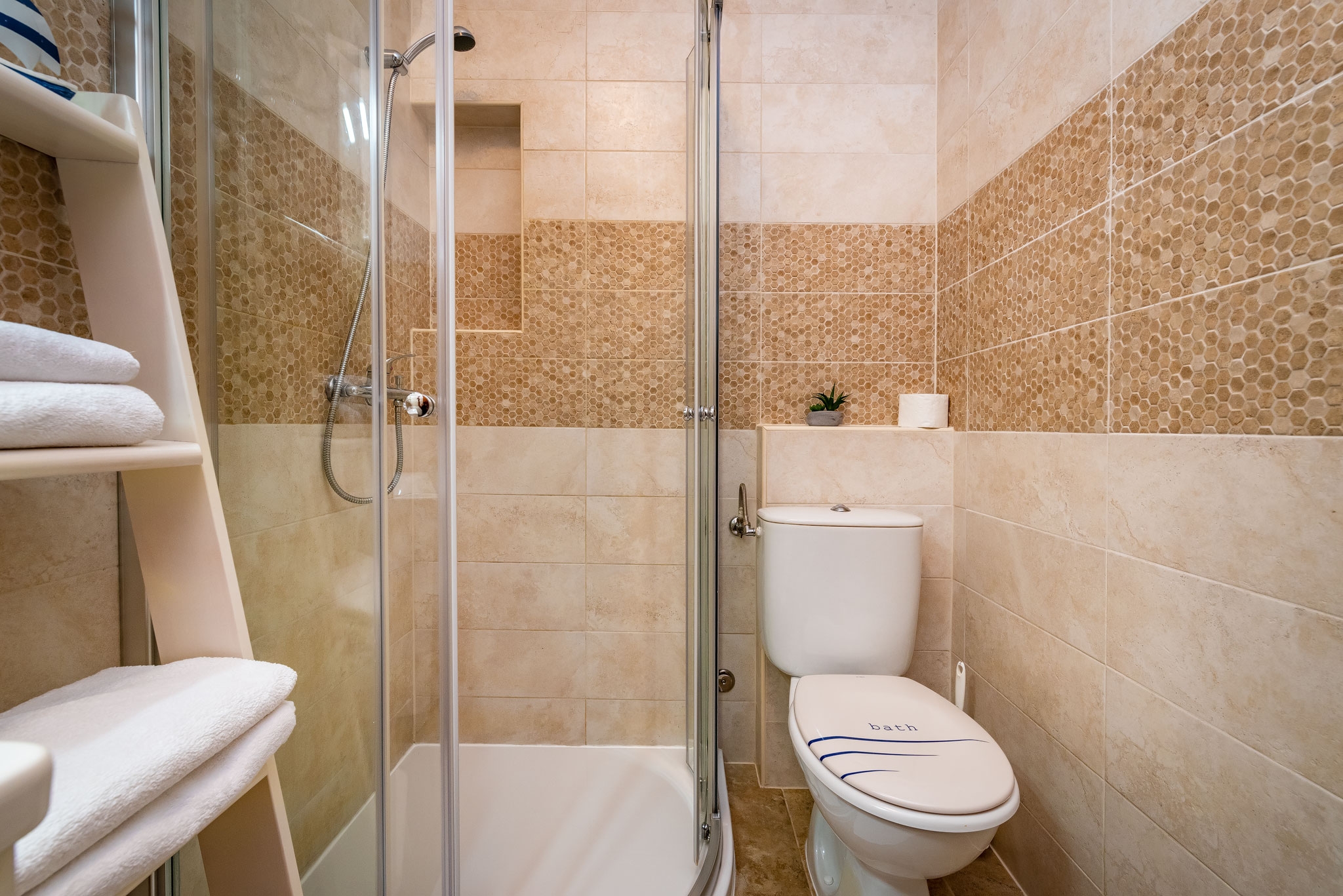 One bedroom apartment with terrace and sea view Povljana, Pag  A-a