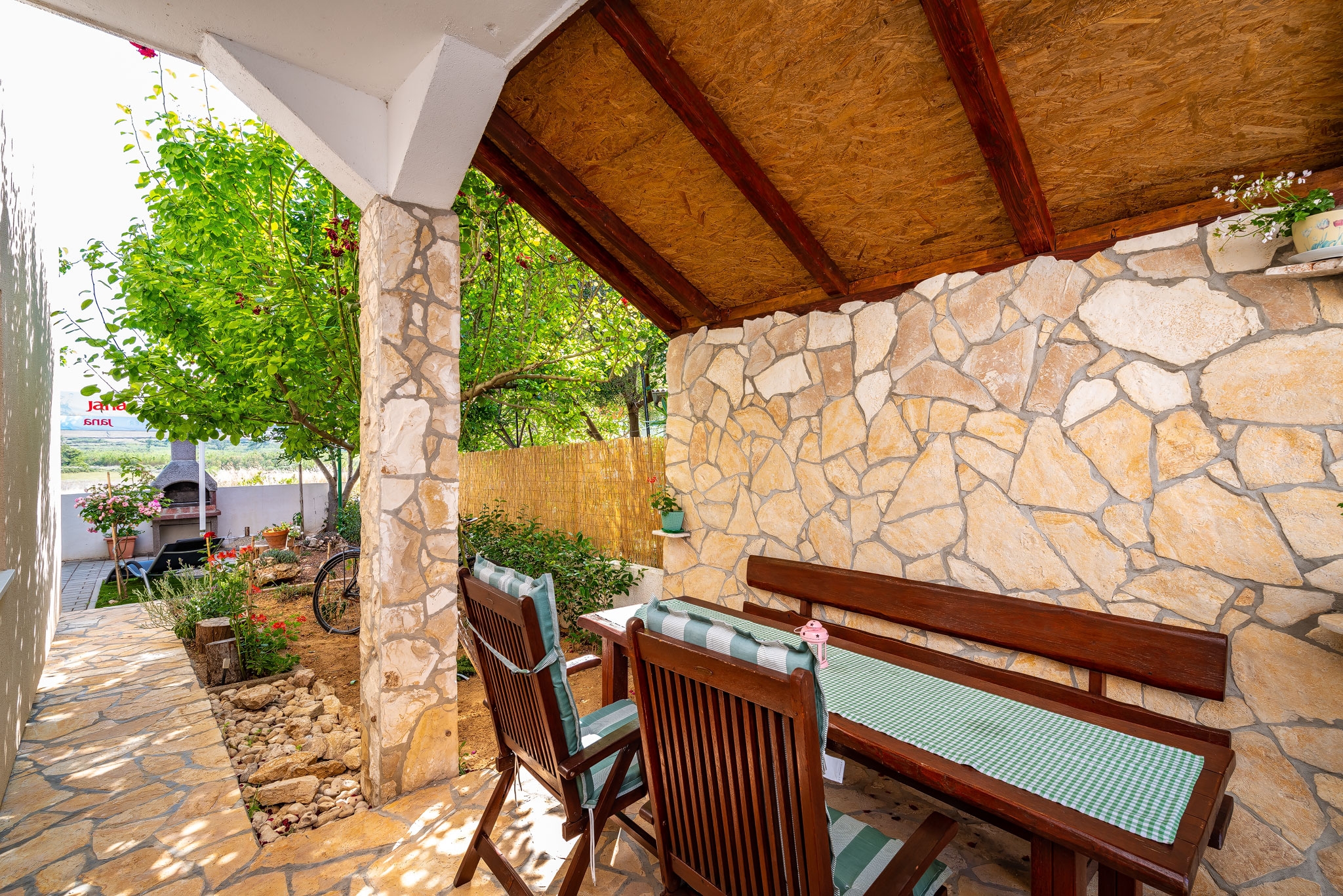 Two bedroom apartment with terrace Povljana, Pag  A-c