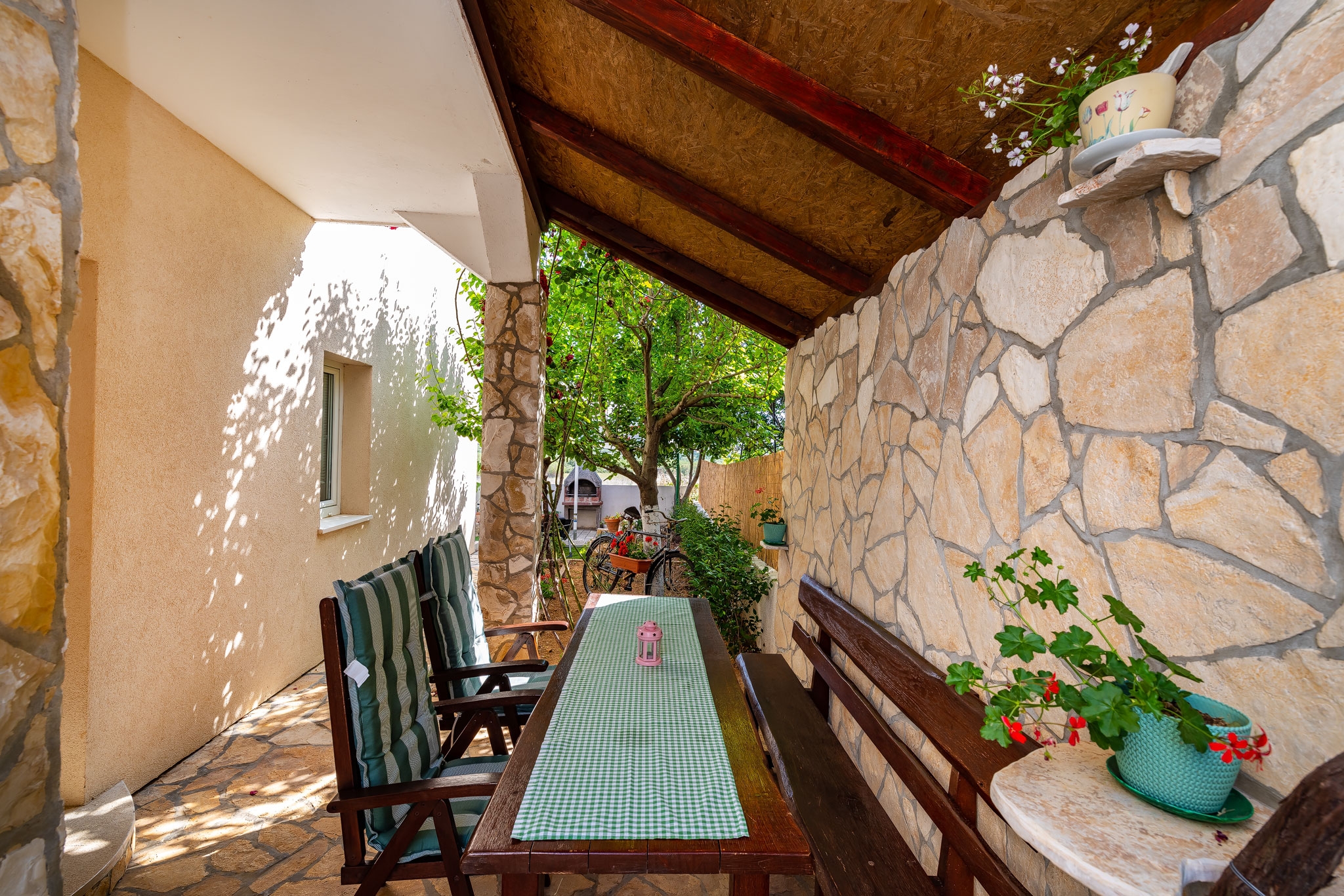 Two bedroom apartment with terrace Povljana, Pag  A-c