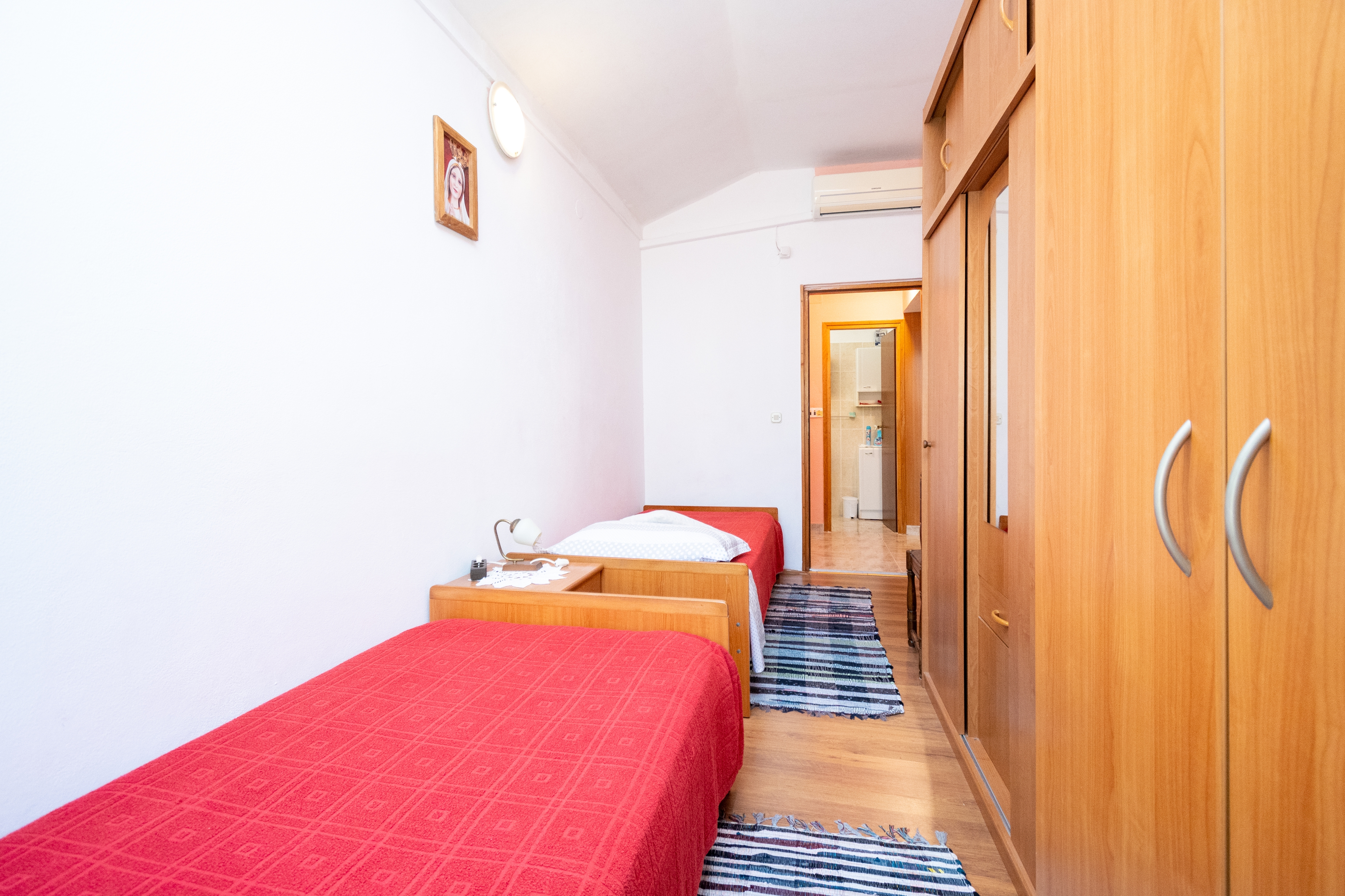 Three bedroom apartment near beach Zaglav, Dugi otok  A-a