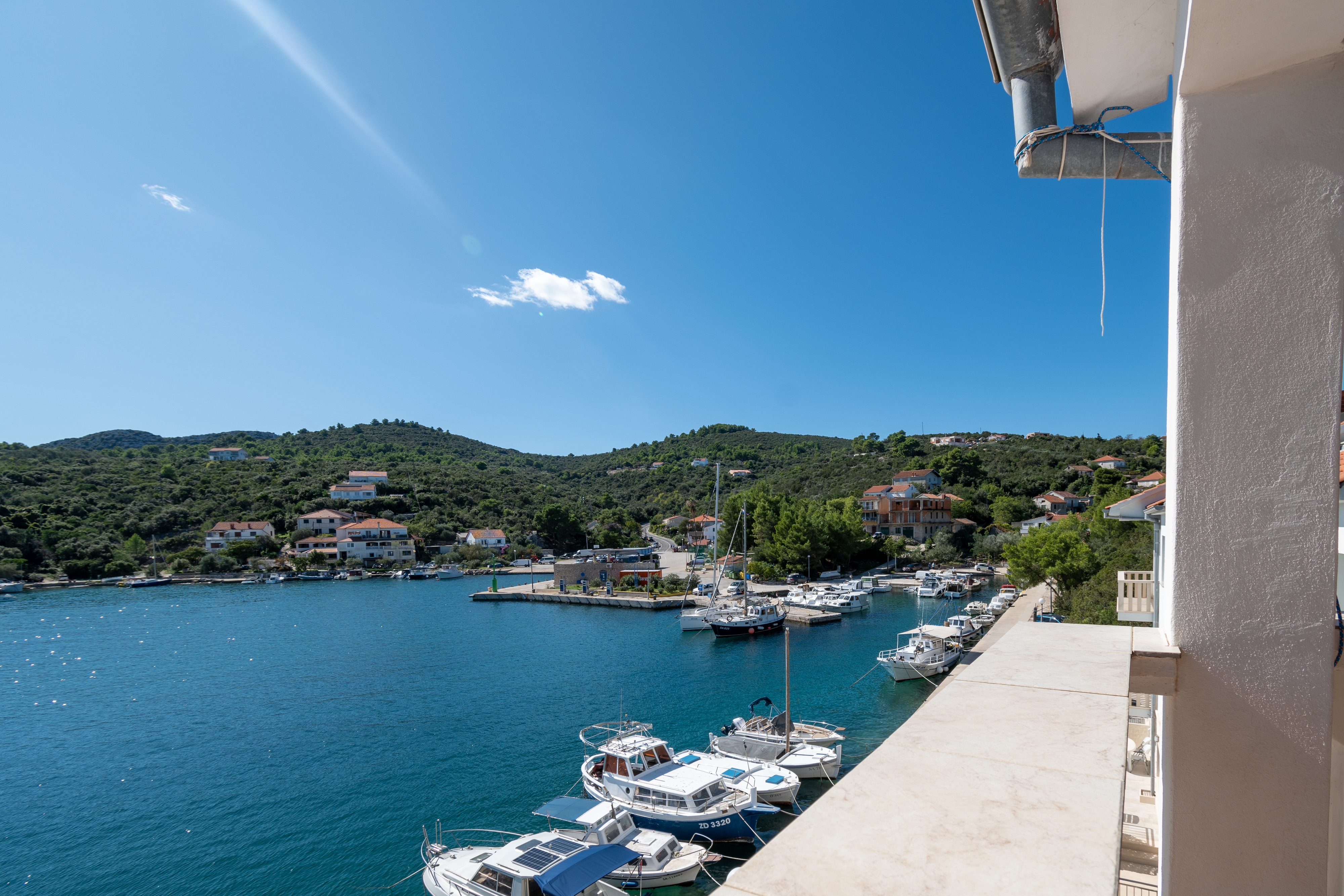 Three bedroom apartment near beach Zaglav, Dugi otok  A-a