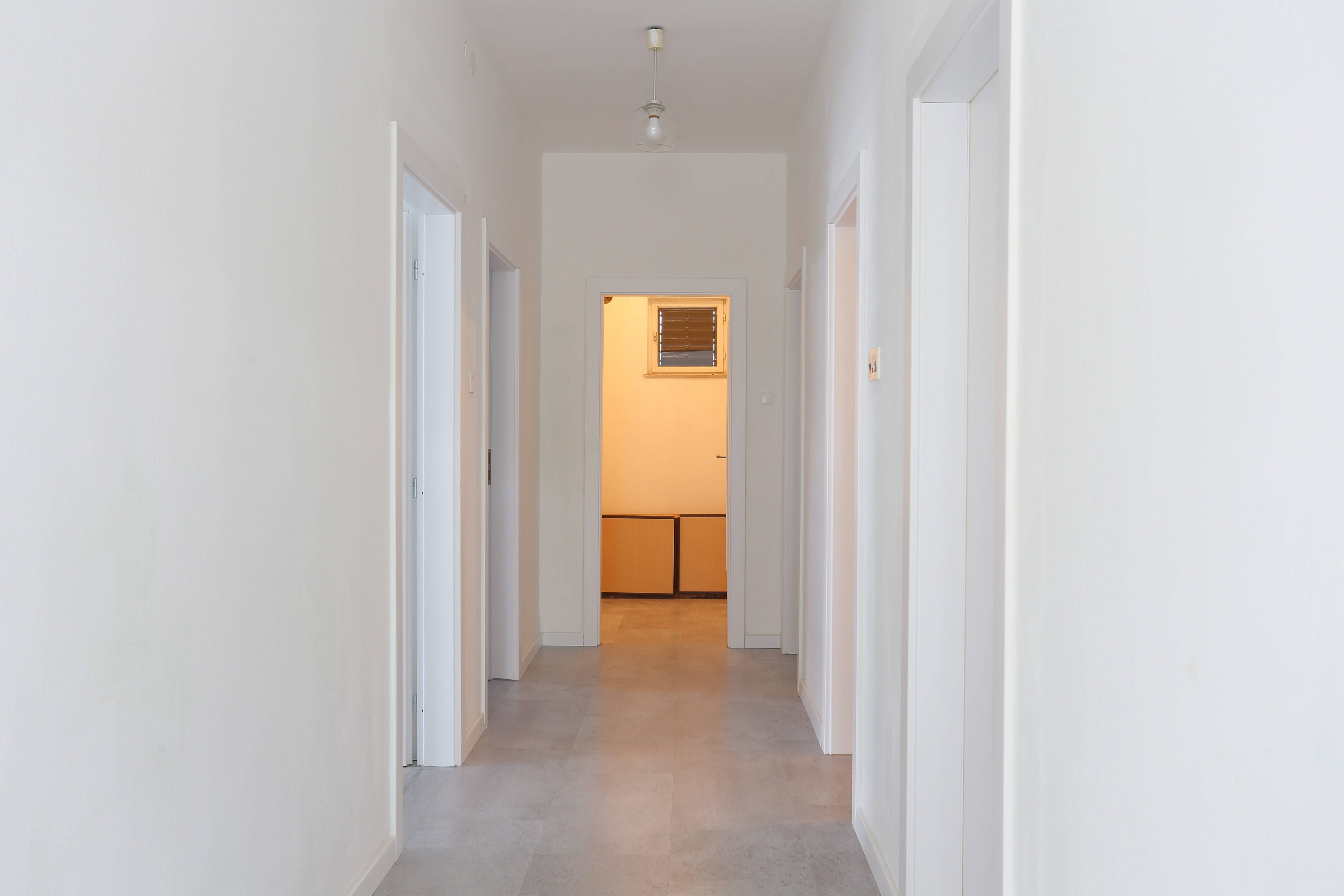 Two bedroom apartment with balcony and sea view Trogir  A-b