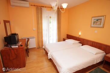 Bedroom Lovran, Bedroom in the room, dostupna klima, dopusteni kucni ljubimci i WIFI.