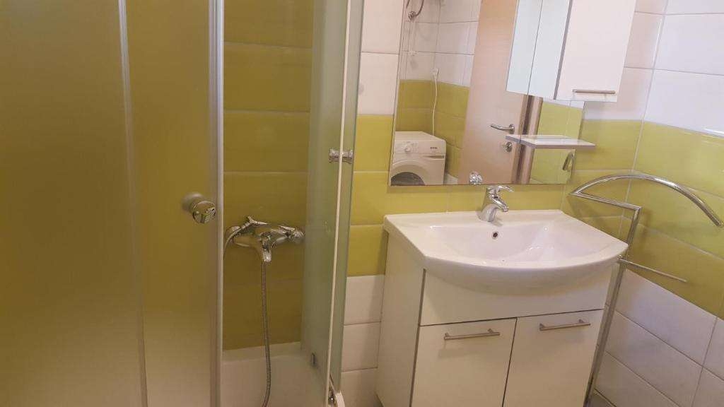 Top Rab Banjol Top Rab Banjol