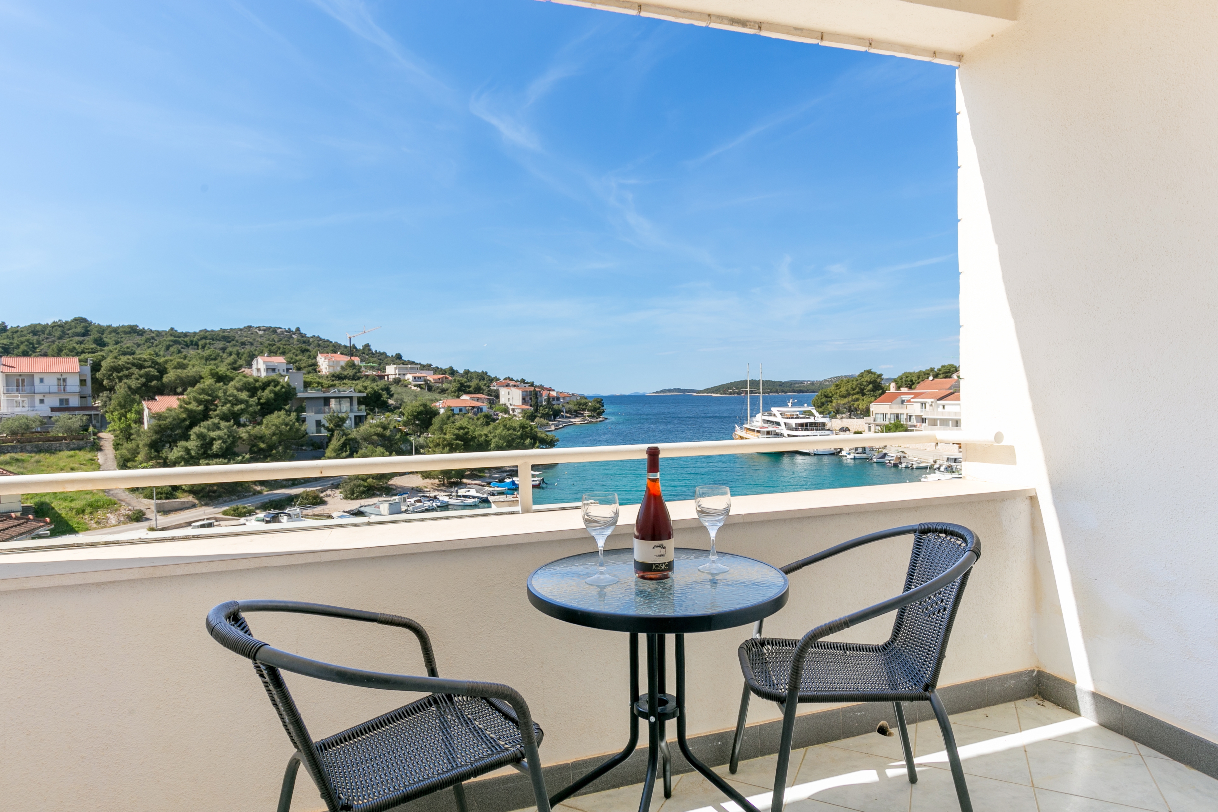 Two bedroom apartment with balcony and sea view Ražanj, Rogoznica  A-a