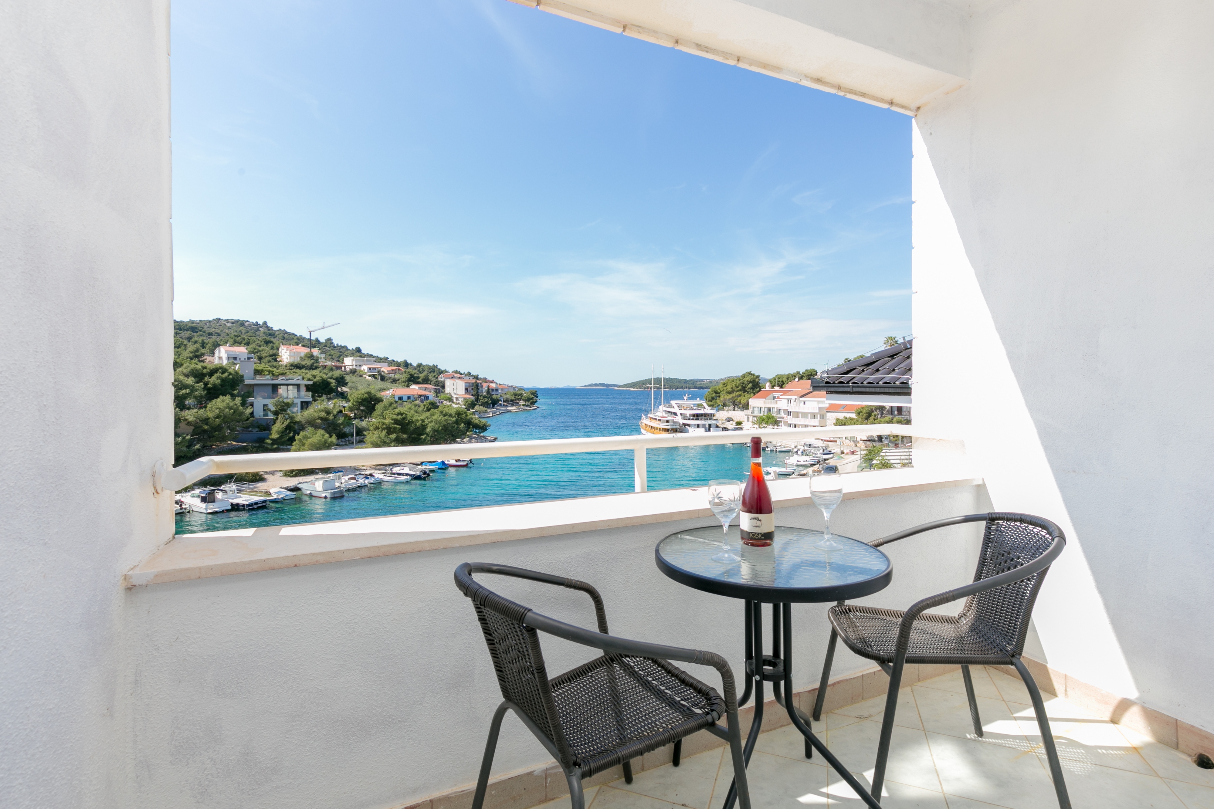 Two bedroom apartment with balcony and sea view Ražanj, Rogoznica  A-a