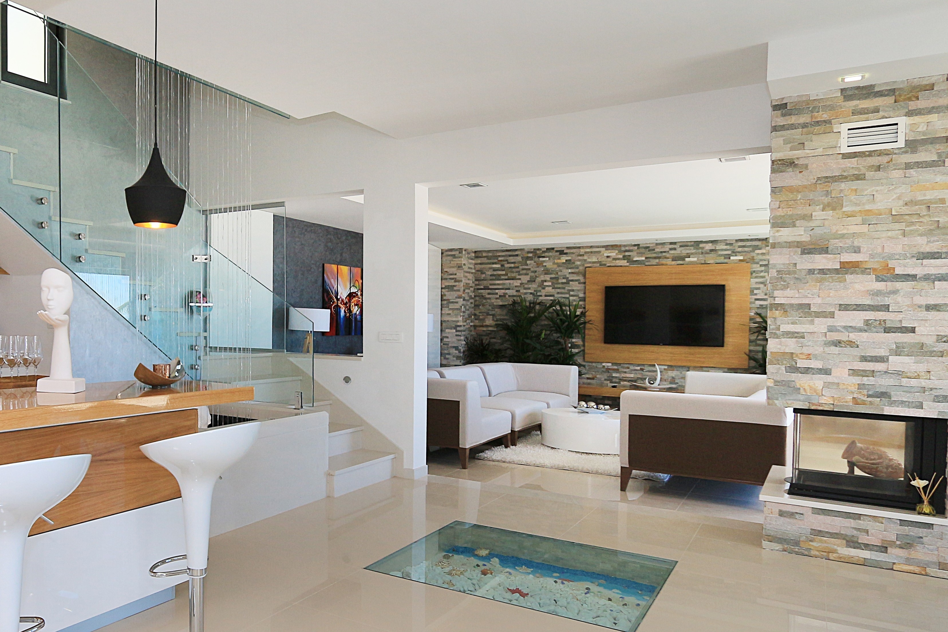 Maison de quatre chambres avec une piscine Makarska (K-23220)