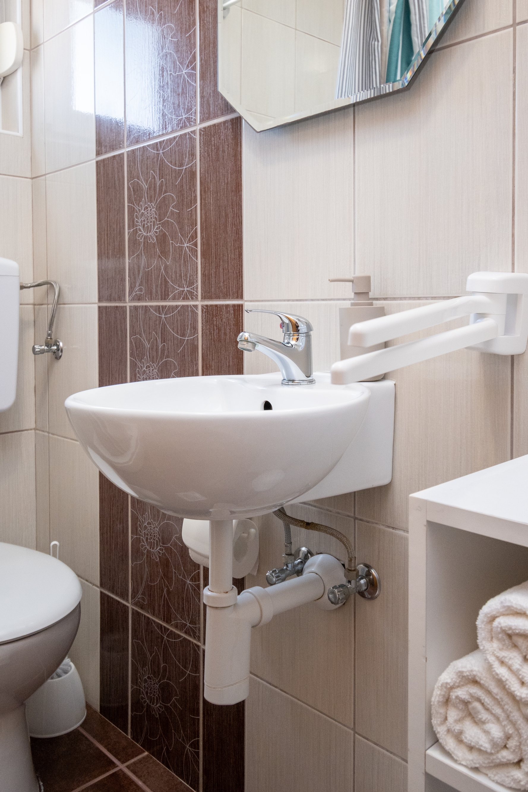 One bedroom apartment with terrace Vir  A-b