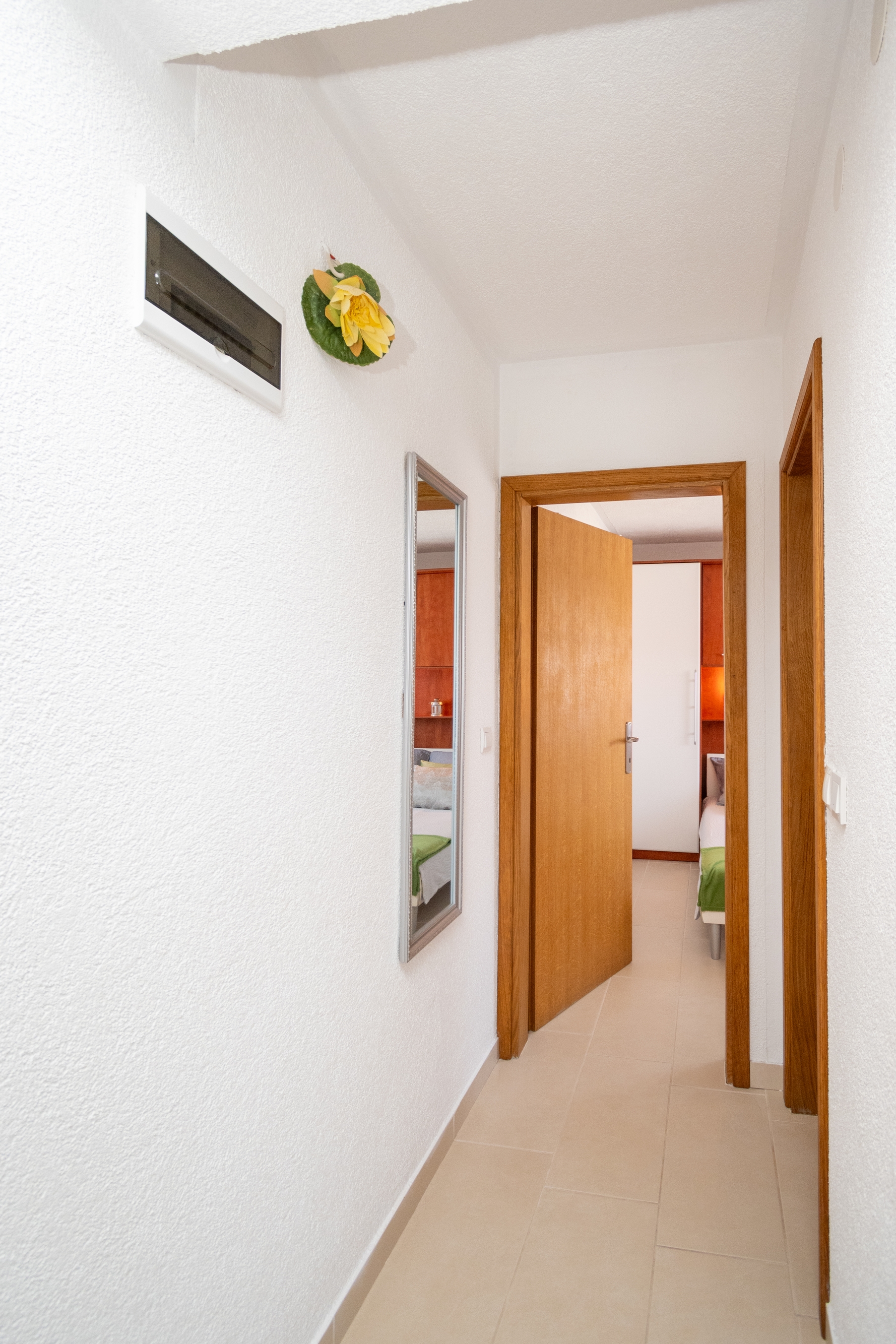 One bedroom apartment with terrace Vir  A-b