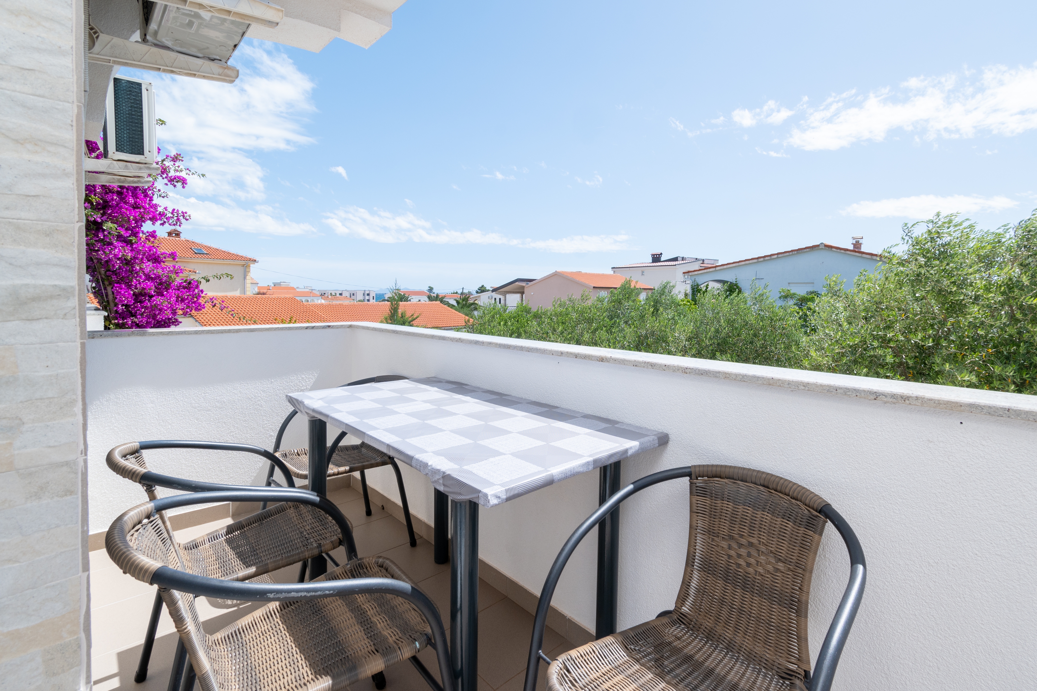 One bedroom apartment with balcony and sea view Vir  A-c