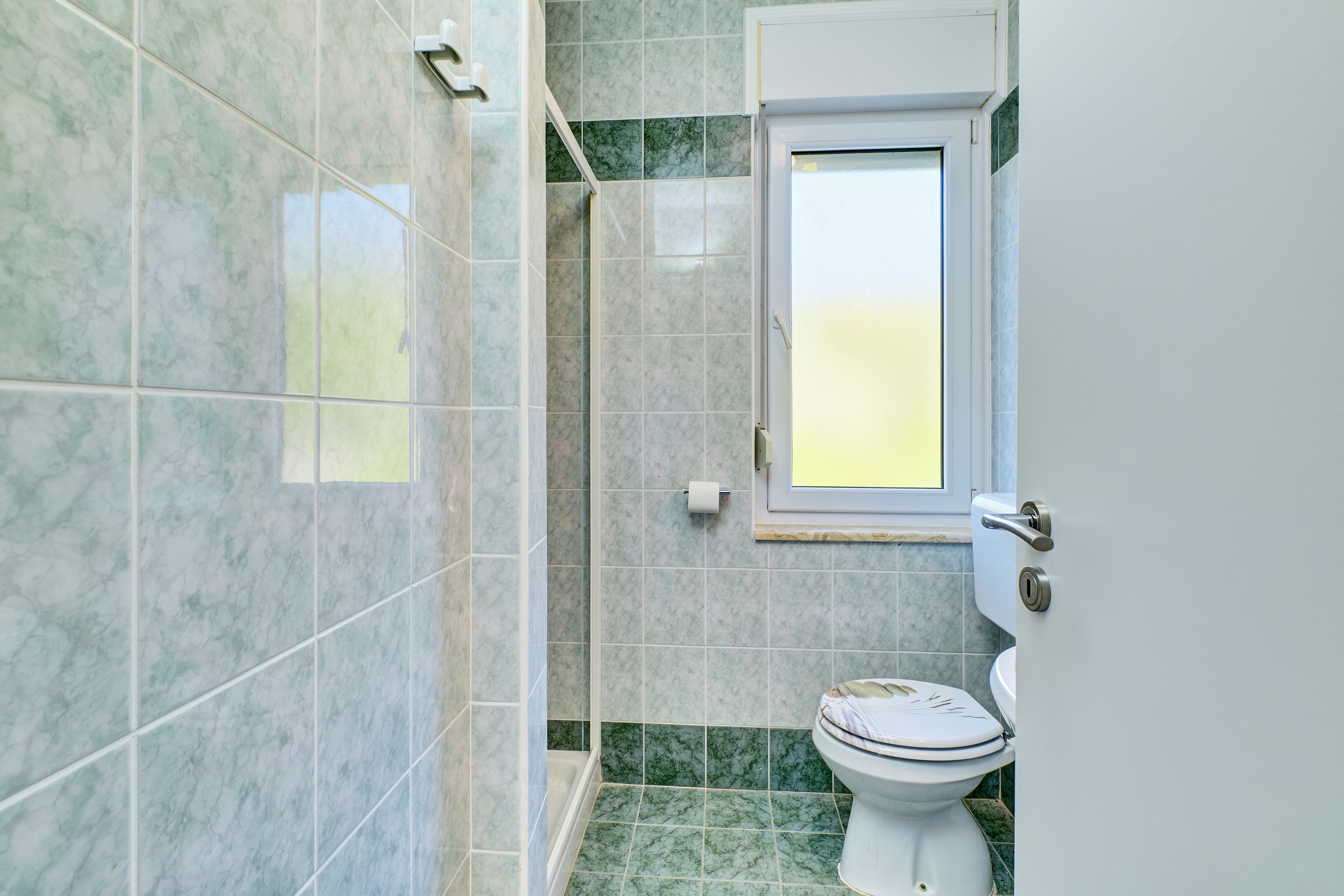 Three bedroom apartment with balcony and sea view Martinšćica, Cres  A-a