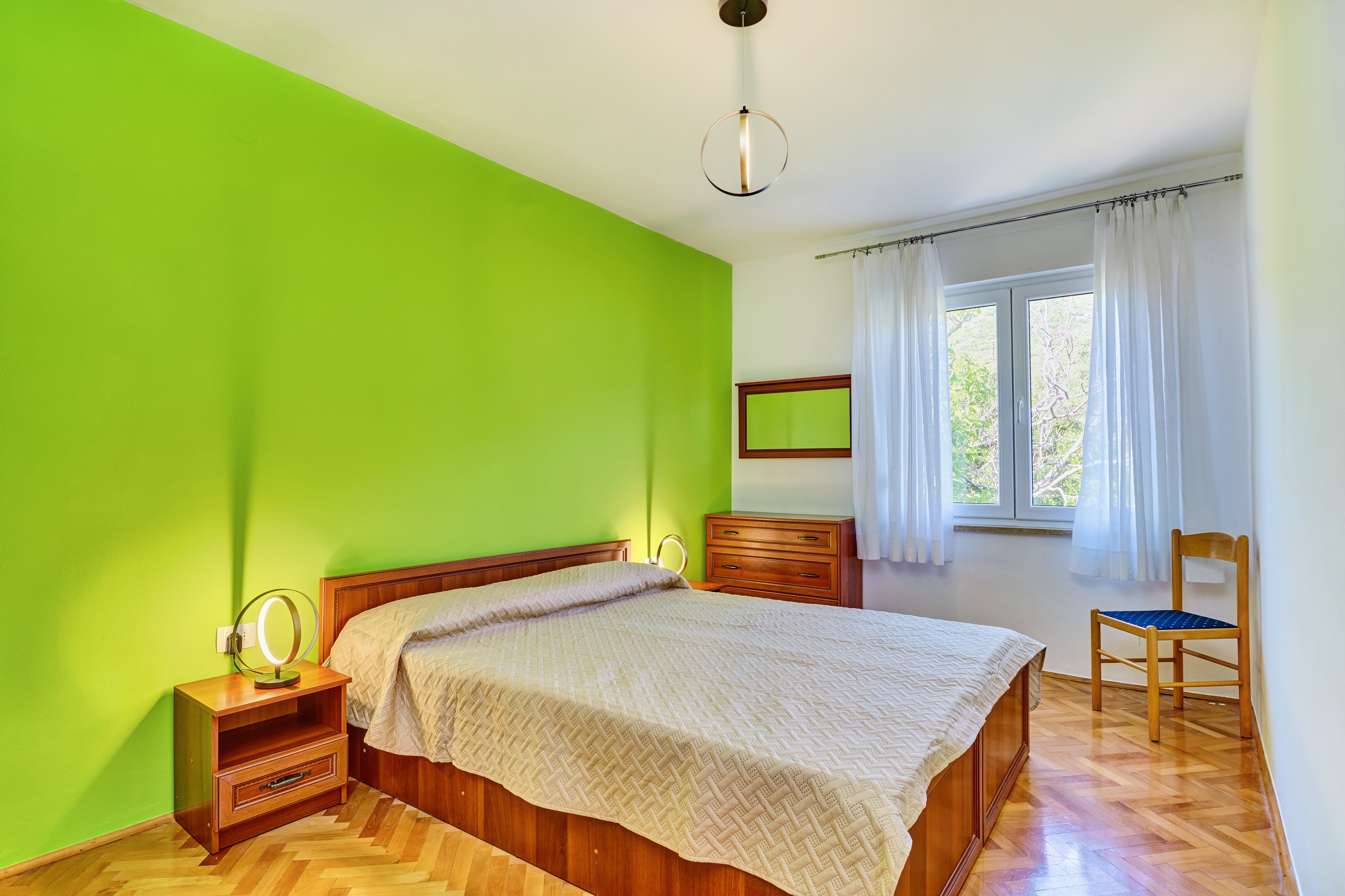 Three bedroom apartment with balcony and sea view Martinšćica, Cres  A-a