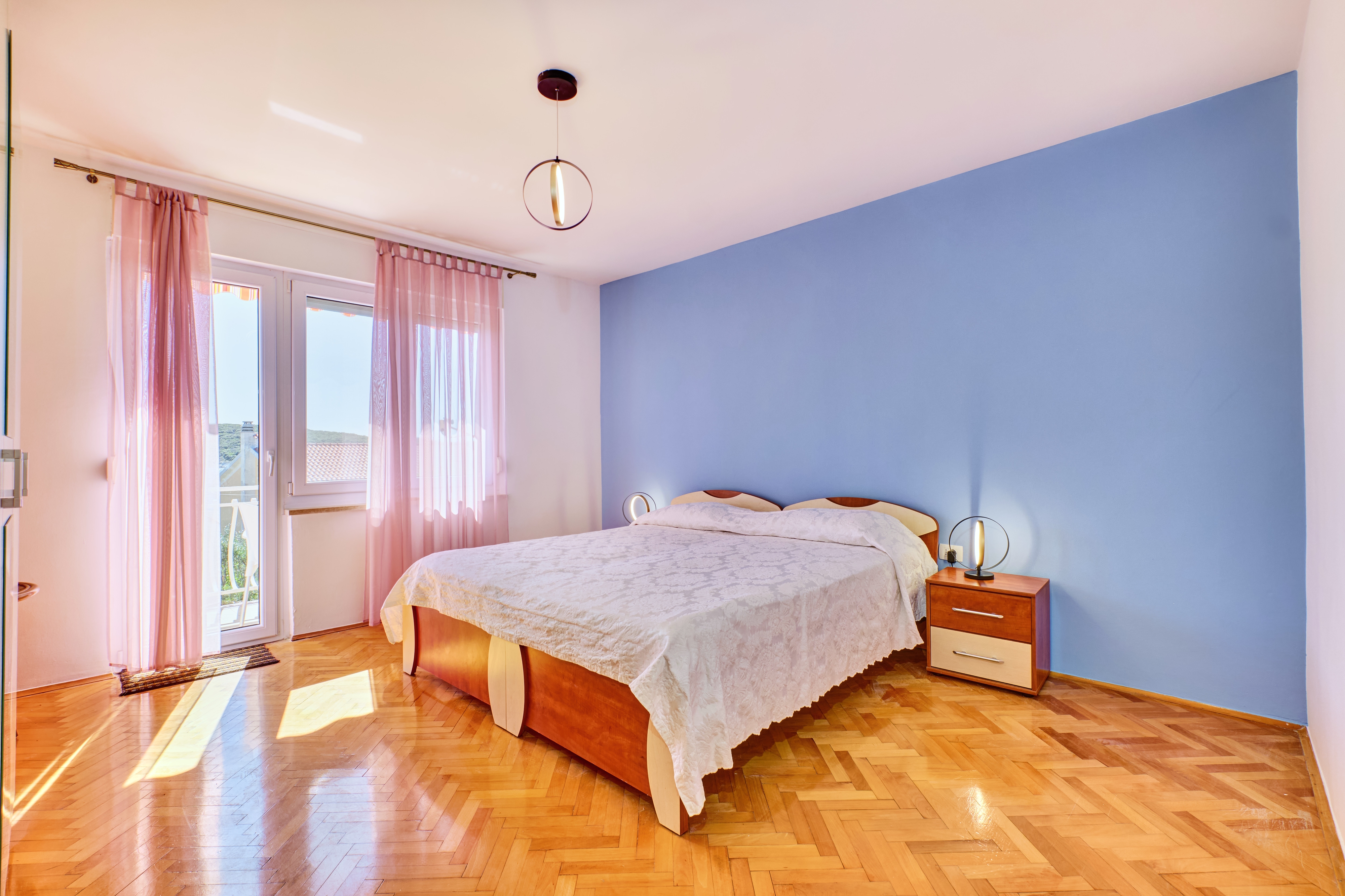 Three bedroom apartment with balcony and sea view Martinšćica, Cres  A-a