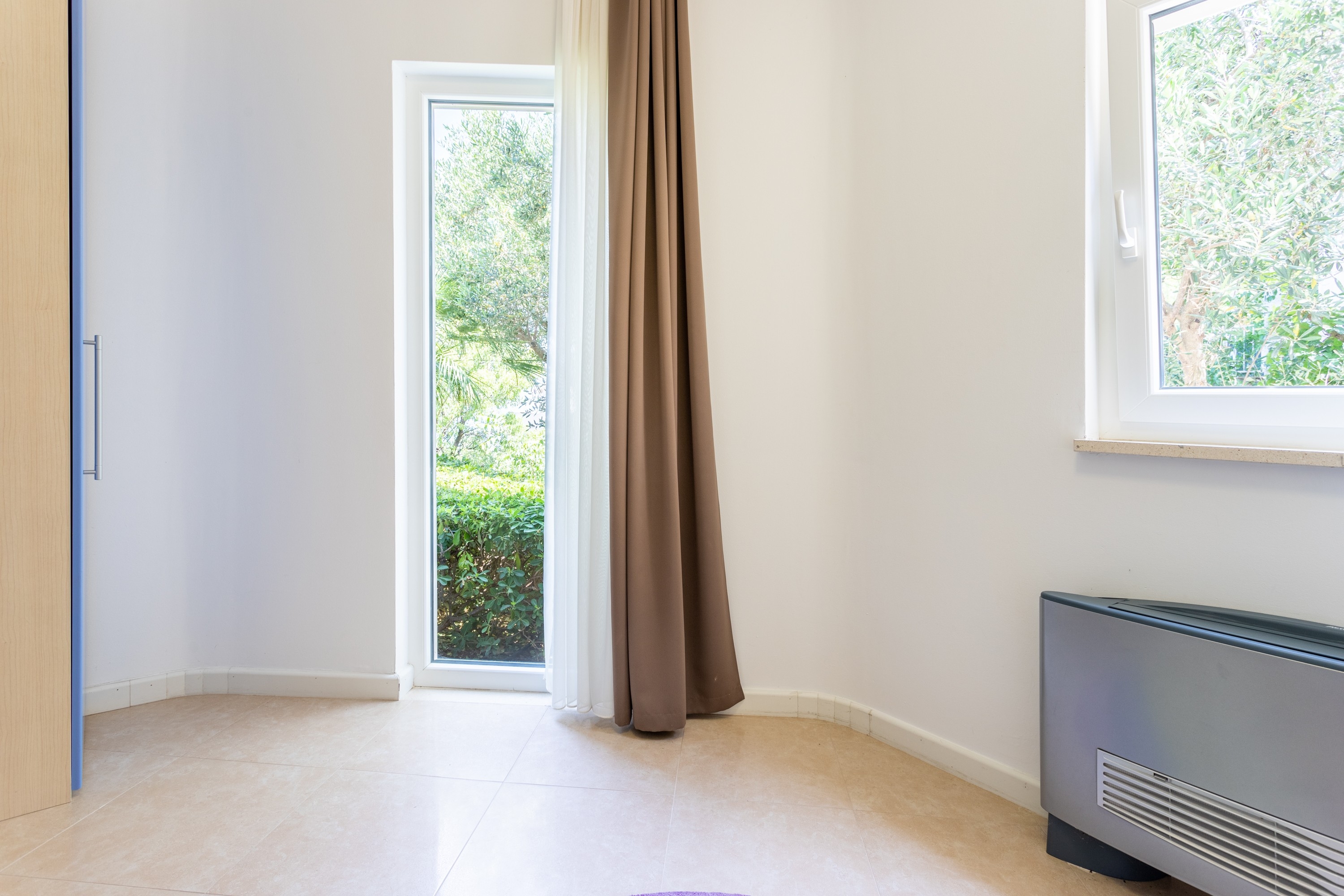 Two bedroom apartment with terrace and sea view Splitska, Brač  A-a