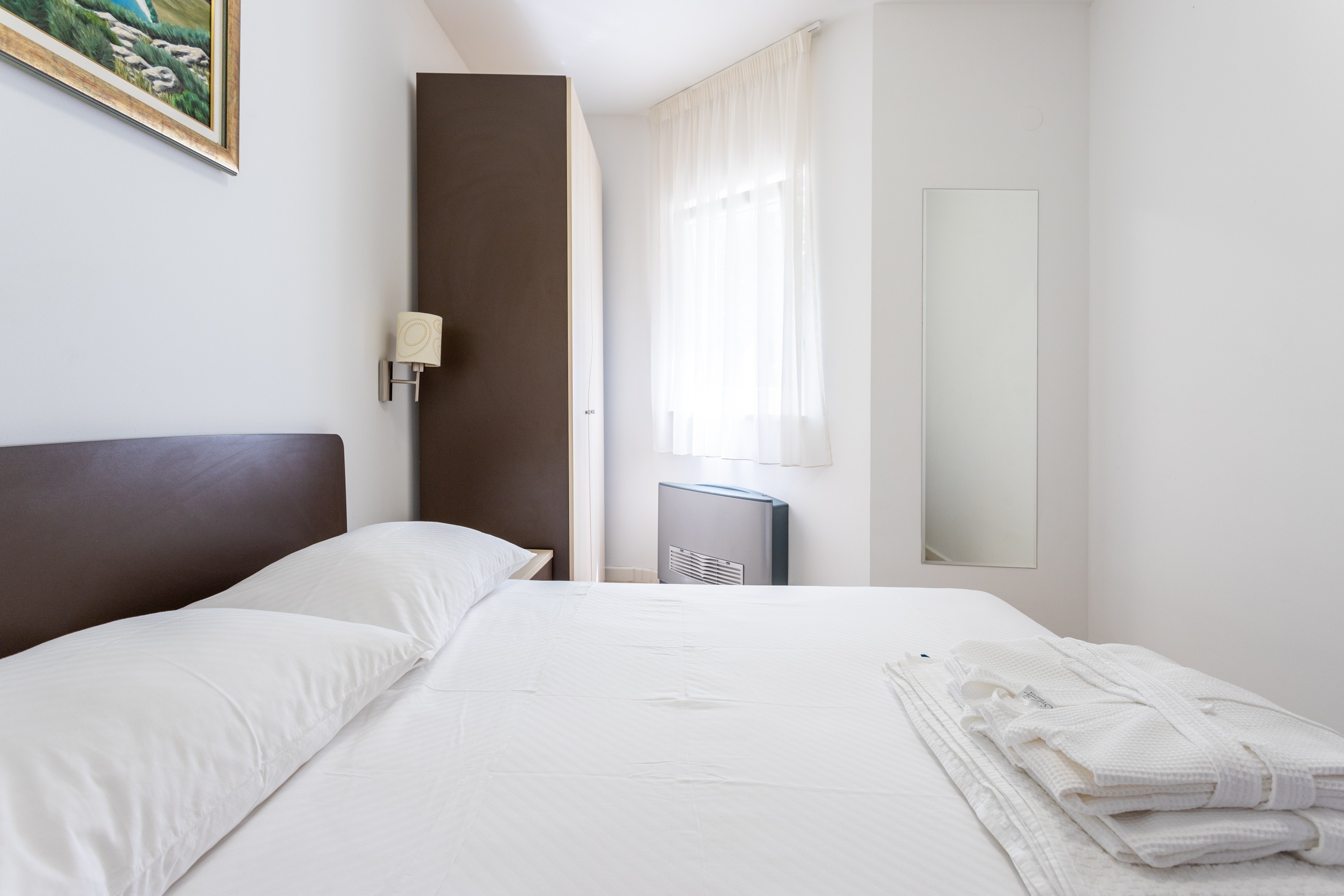 Two bedroom apartment with terrace and sea view Splitska, Brač  A-a