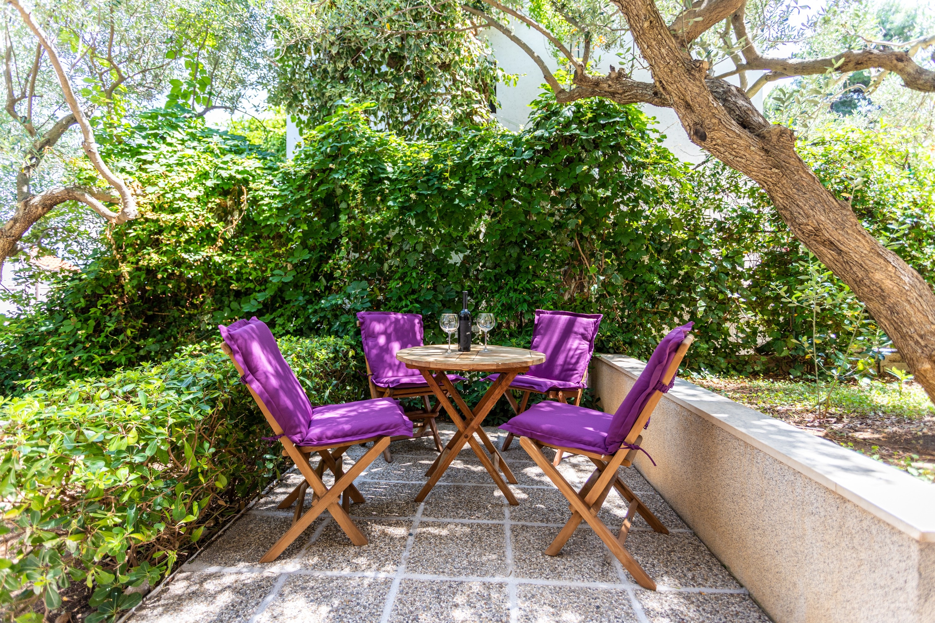 Two bedroom apartment with terrace Splitska, Brač  A-b