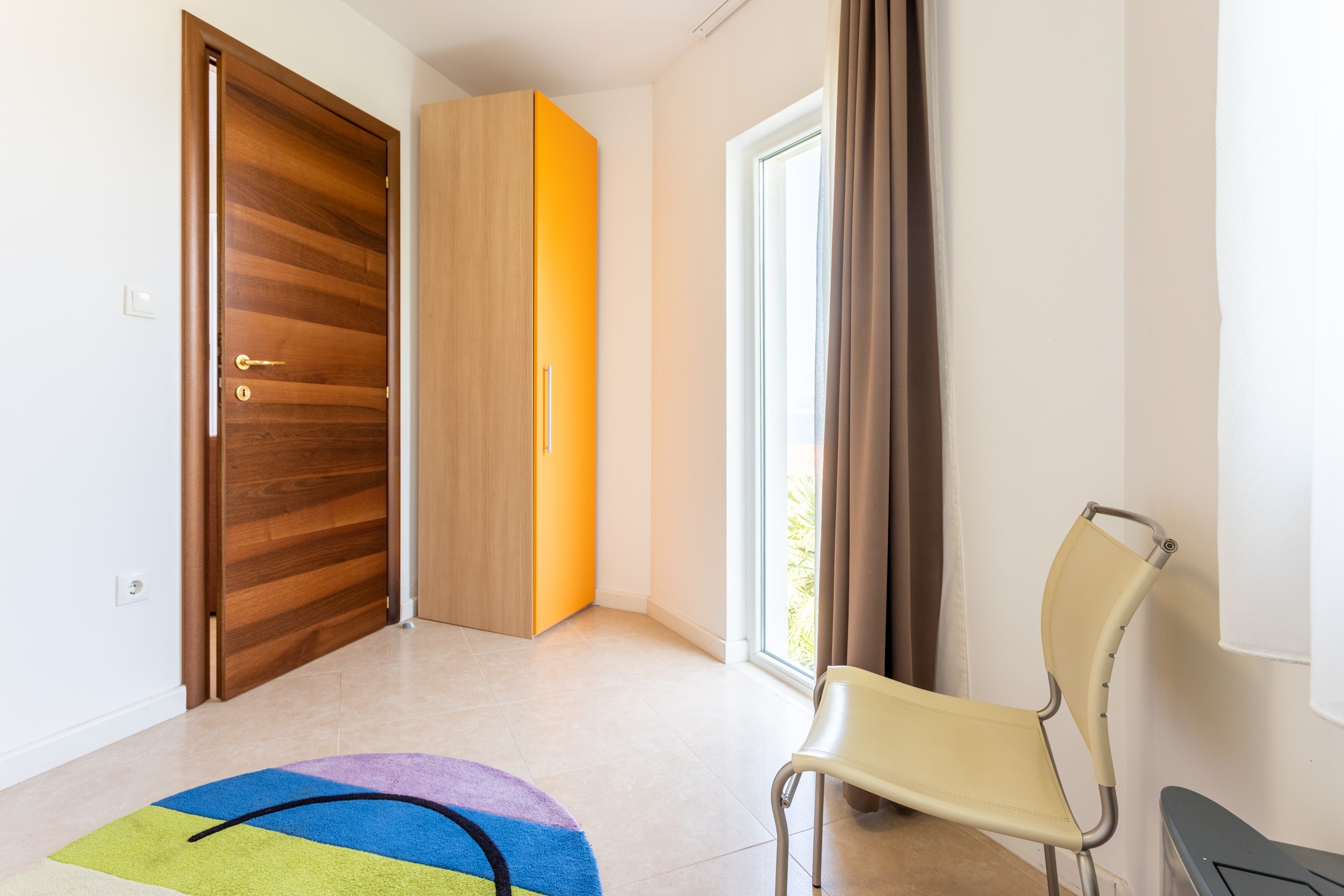 Two bedroom apartment with terrace and sea view Splitska, Brač  A-c