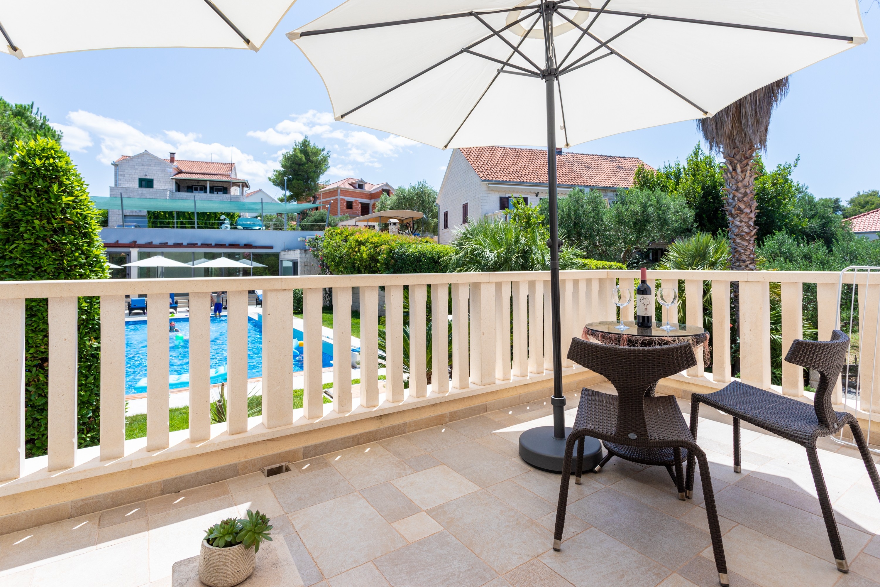 Studio flat with terrace Splitska, Brač (AS-23224-d) Studio flat with terrace Splitska, Brač (AS-23224-d)